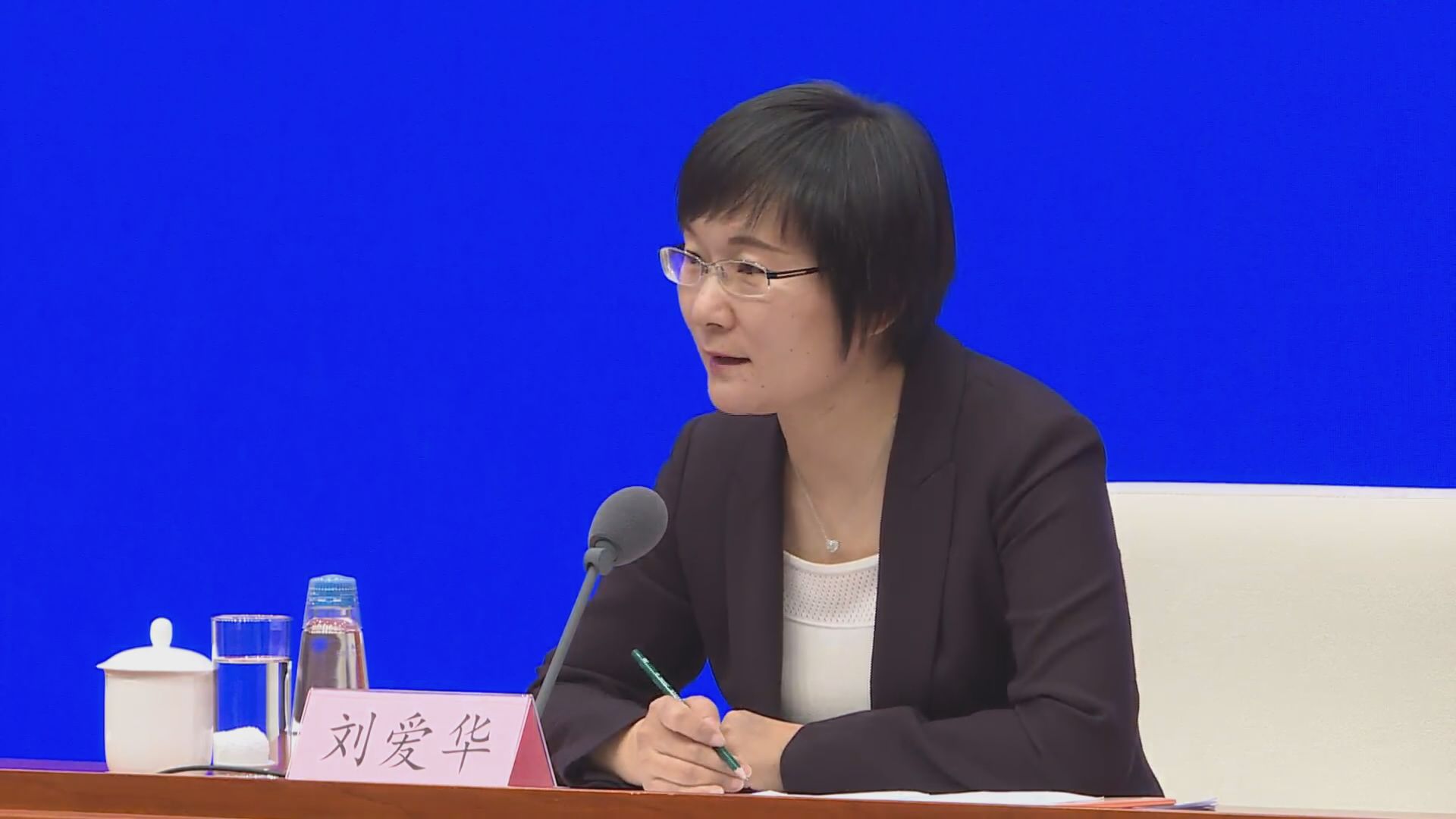 國統局：須注意環球經濟不穩