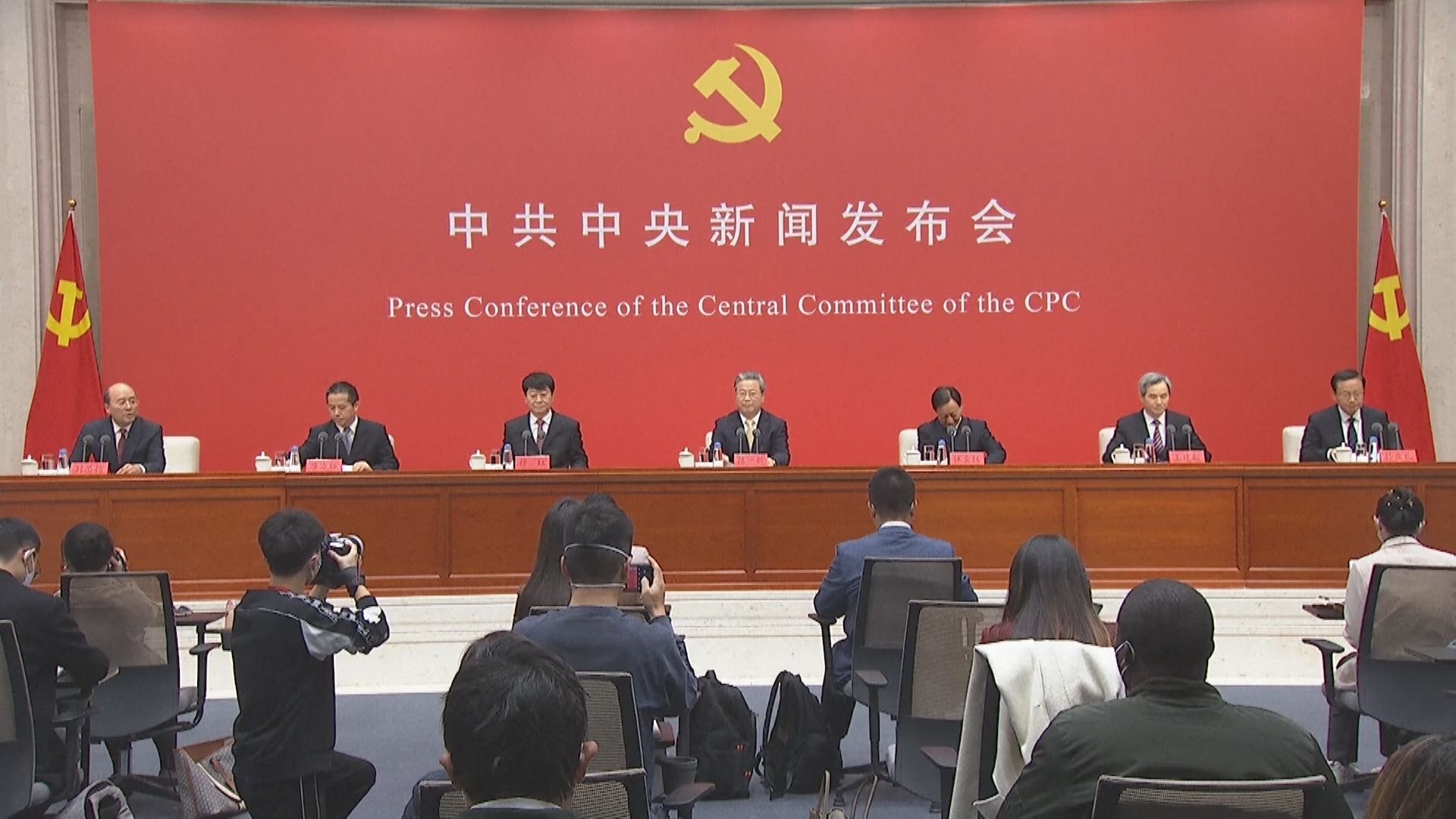 【二十大挑戰】大行:需關注中經會及「兩會」經濟政策