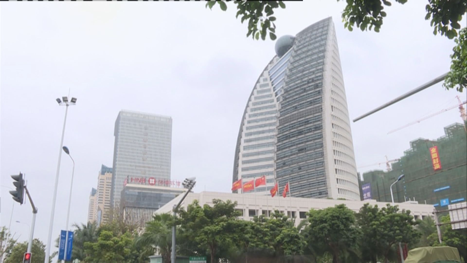 【未啟動出售程序】WSJ：中投洽購海航手上德銀持股