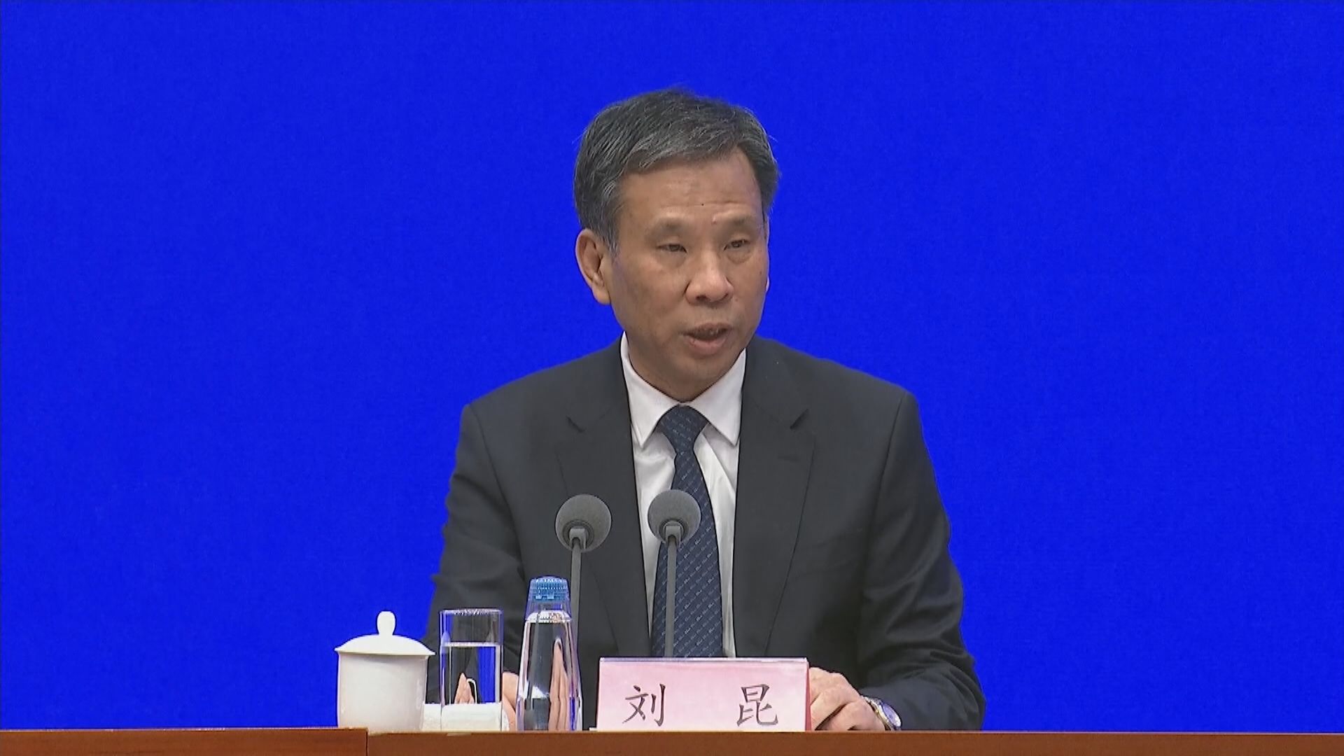 財政部:繼續加大減稅降費力度