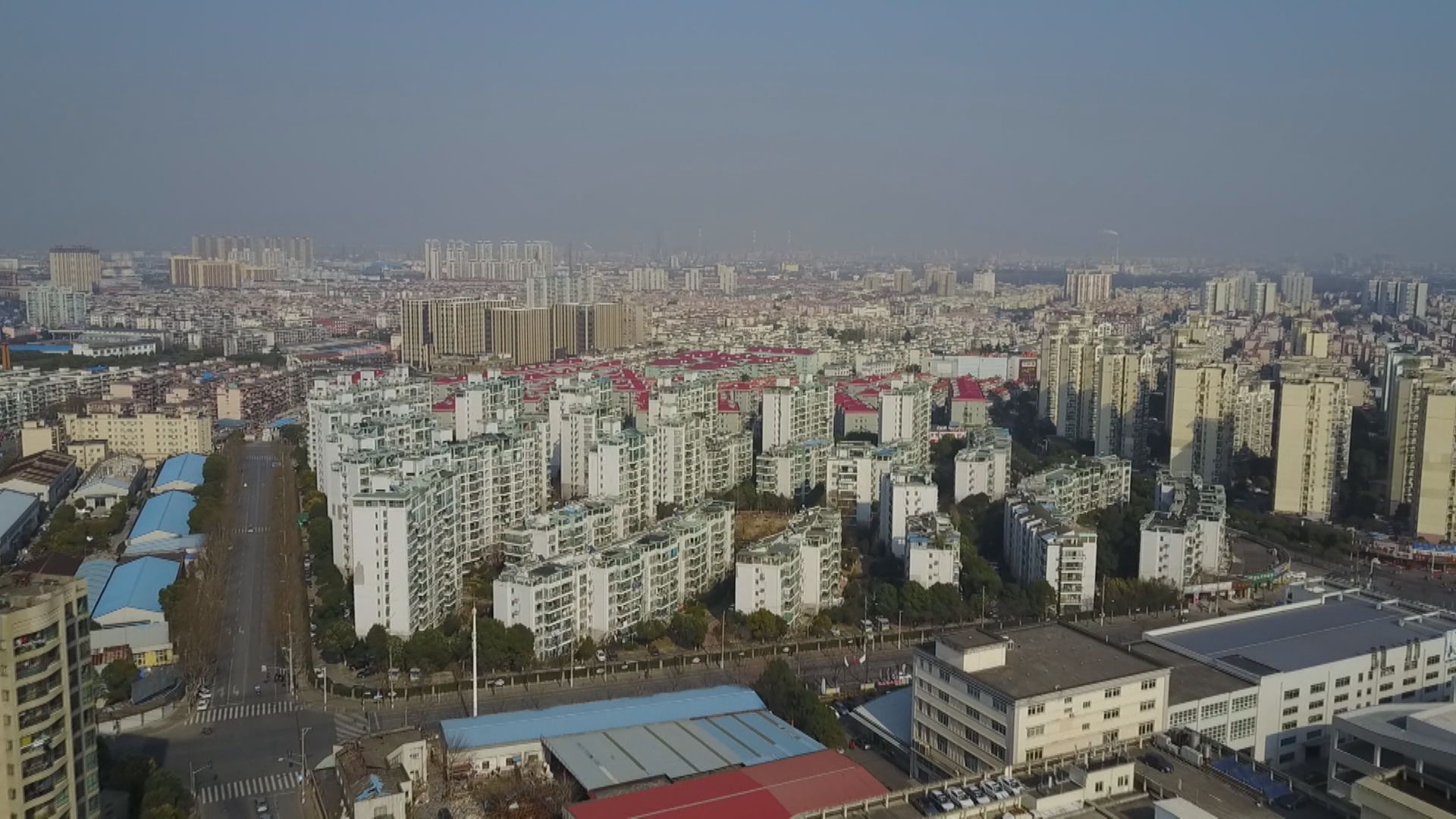 【用身家還債】彭博:7內房富豪最少用295億救公司