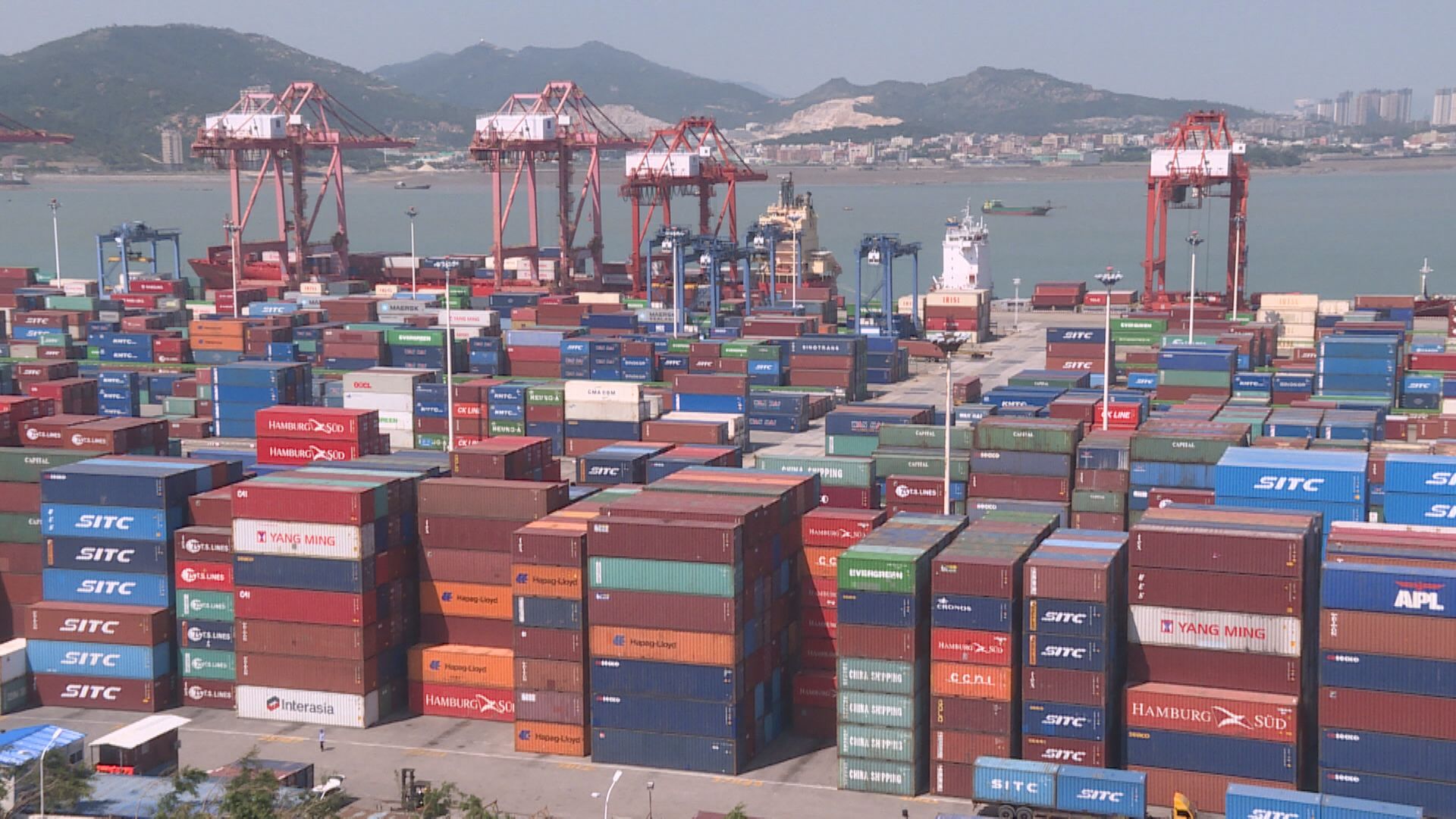 中國九月出口增長 略遜預期