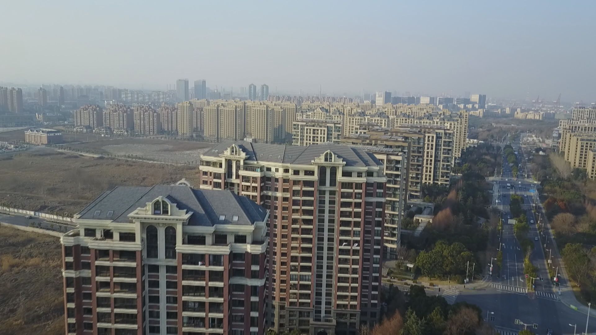 【經濟前景欠佳】惠譽:內房經營環境難有實質改善