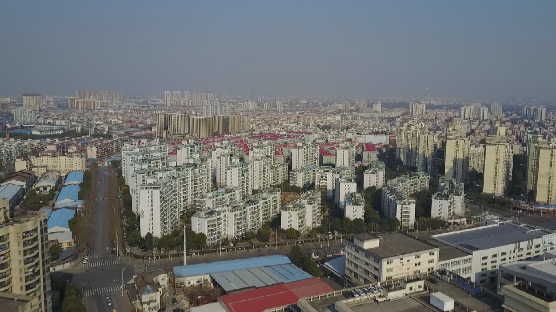 大行:內地徵房產稅影響溫和