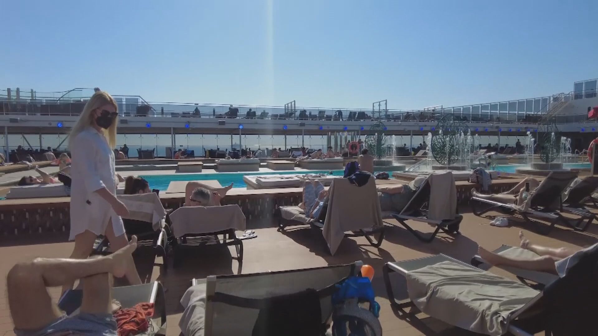 郵輪「公海遊」！有人「中招」須腰斬回程  醫護駐船