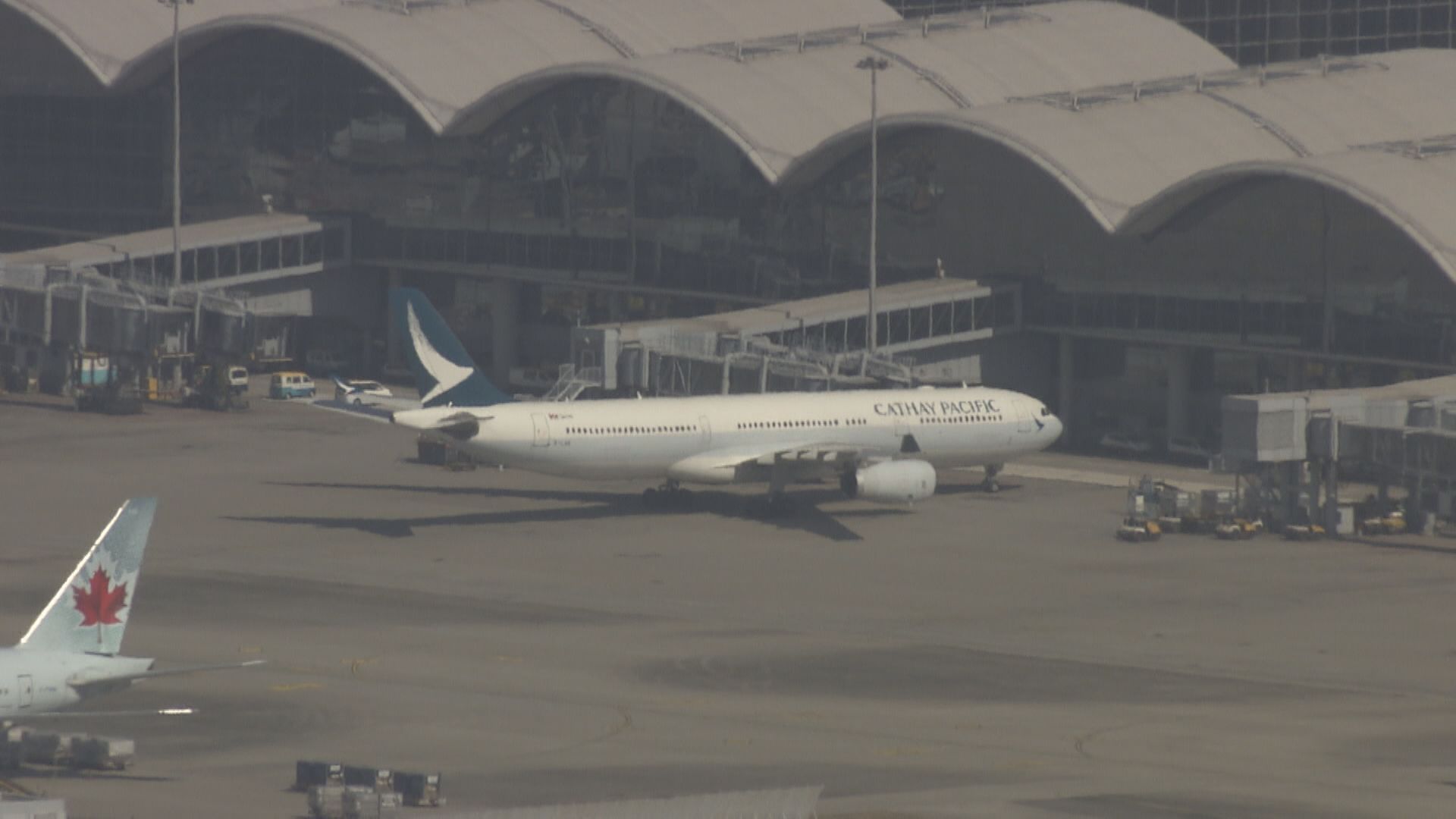 【航線「特別辛苦」】彭博:國泰為內地航班機師提供$5000補貼