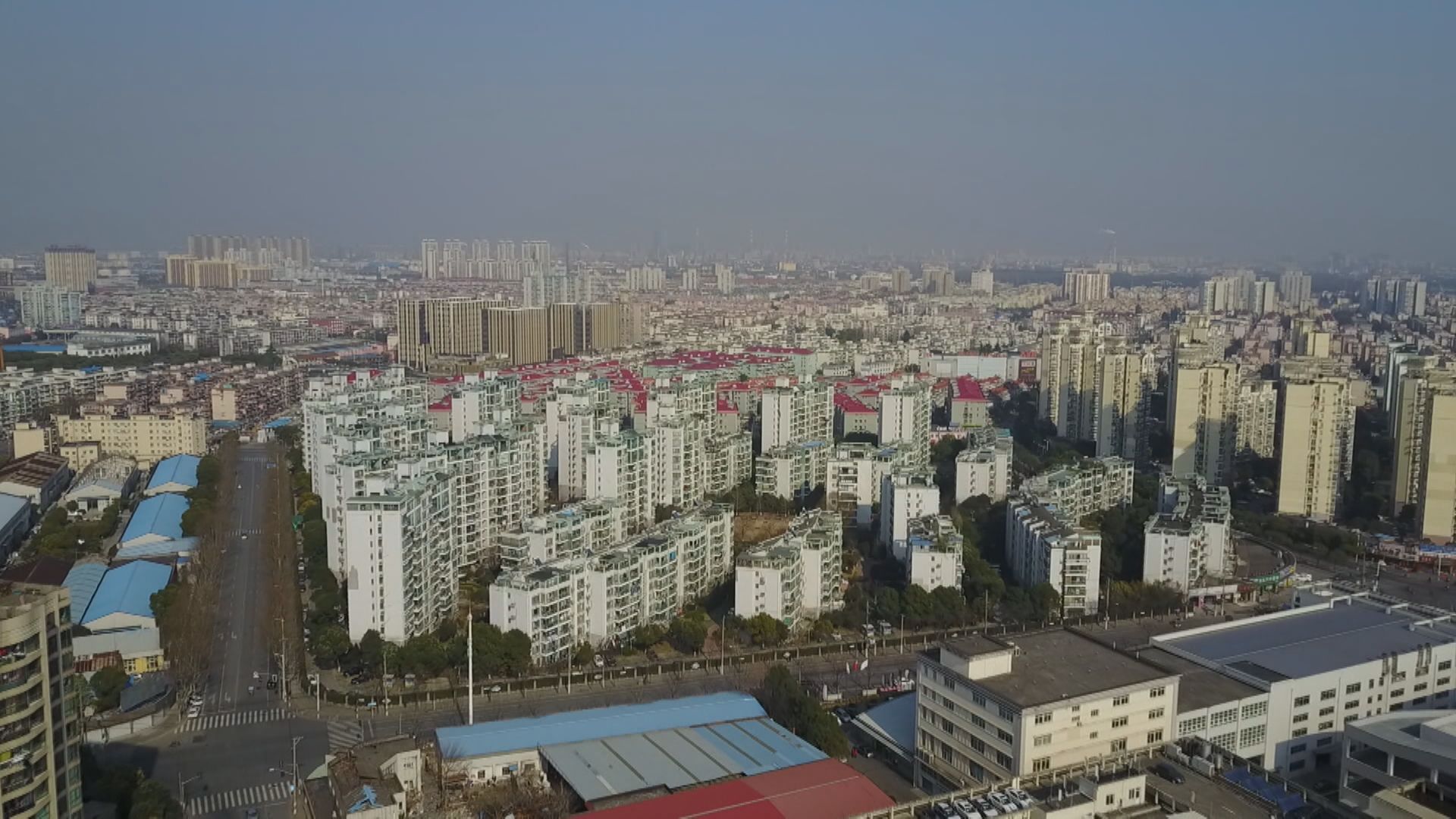 花樣年、彩生活擬拆商業物管上市