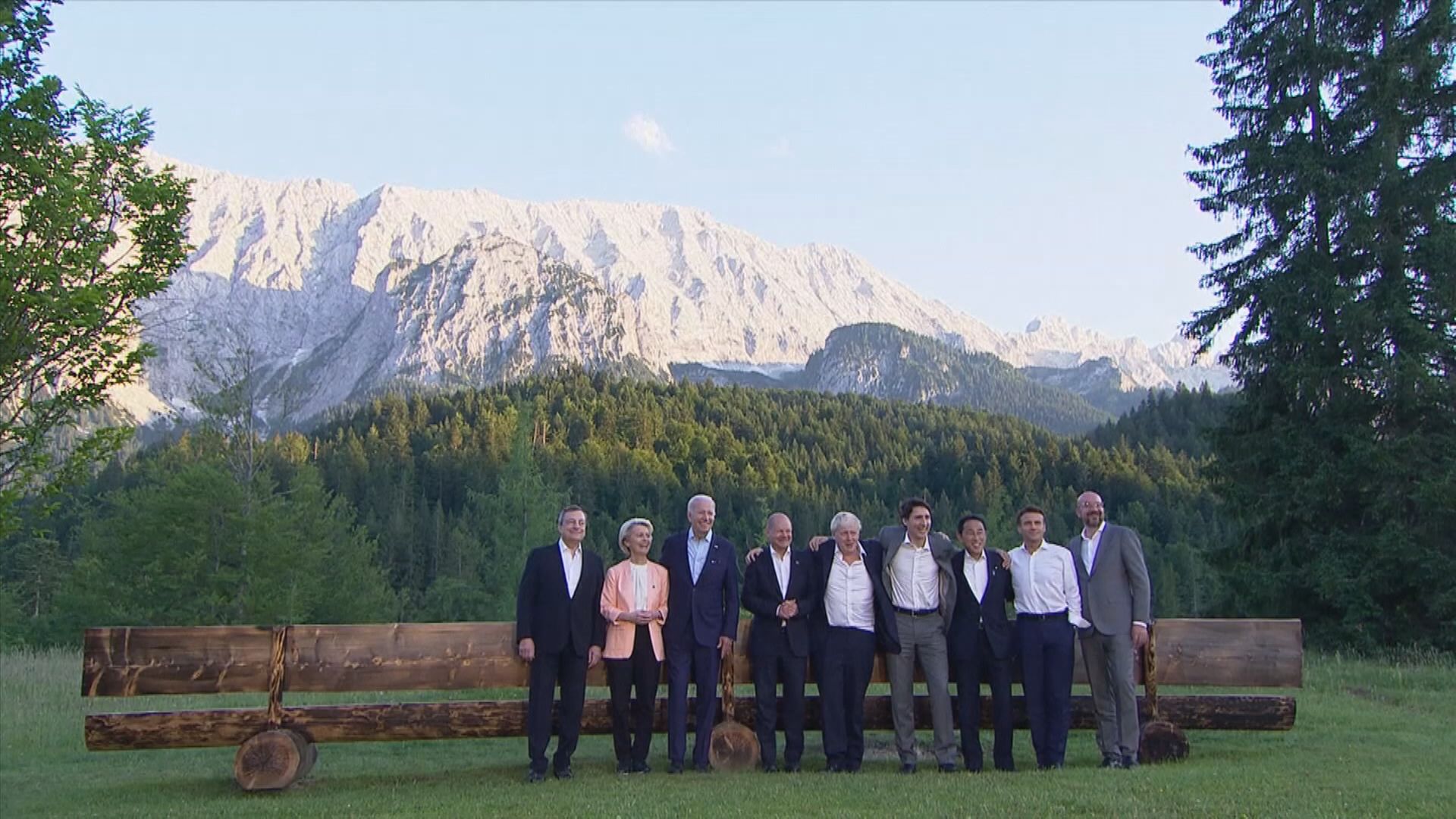 【斷軍費水喉】G7擬對俄油價格設限  再下黃金入口禁令