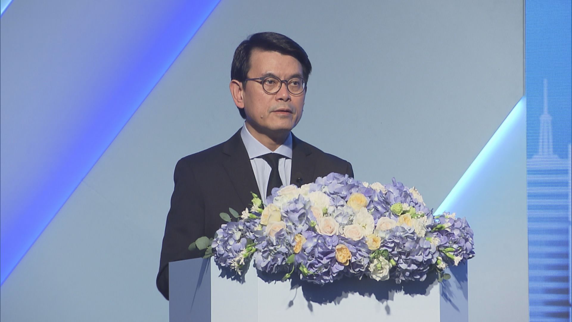 【融合發展】邱騰華:推動港經濟須跟內地合作