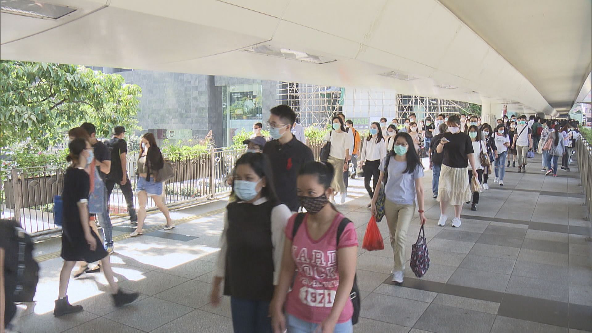 本港第二季內地旅客新造保費大跌84%