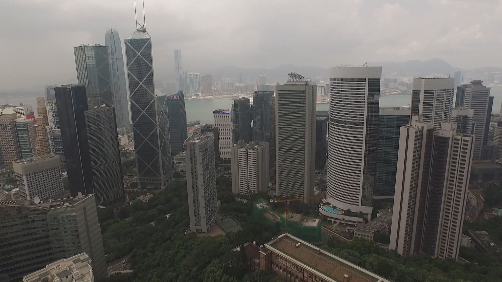 畢馬威料虛銀續「見紅」