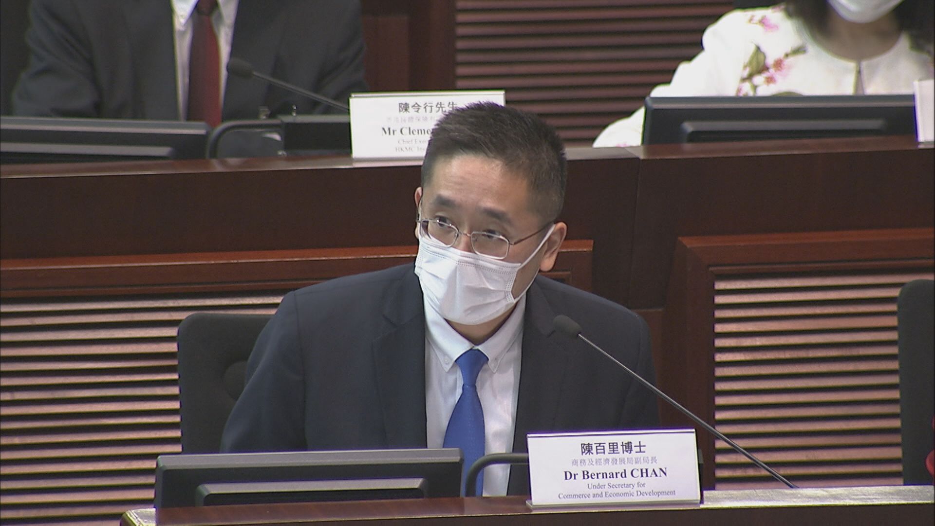 【還息不還本延半年】金管局:會跟銀行研退出方案