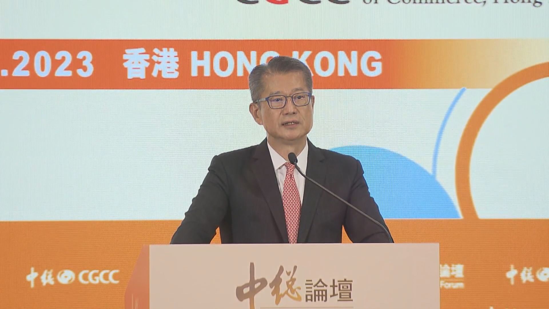 【「1‧8」通關】陳茂波料本港經濟今年錄正增長