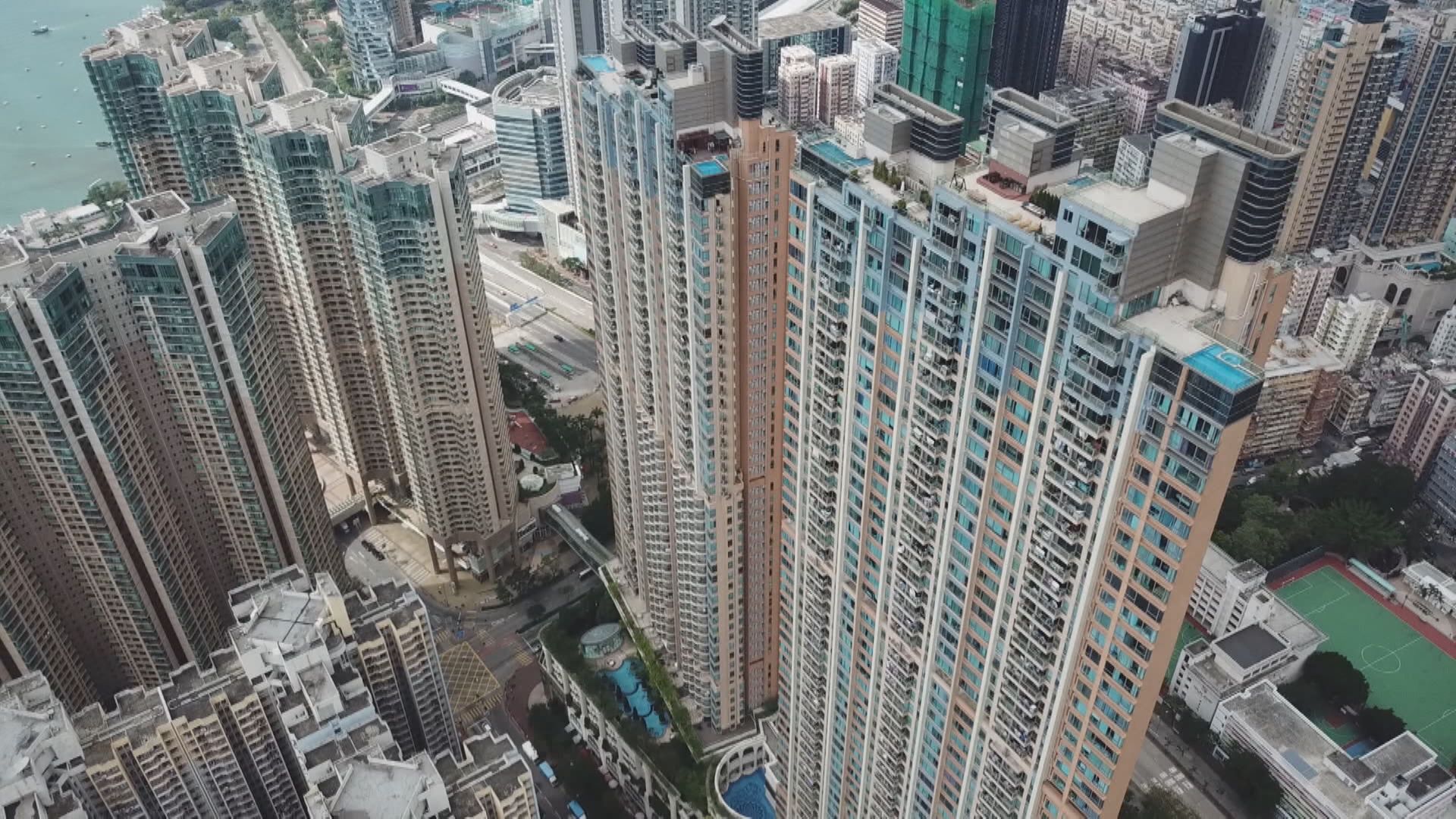 【展望穩定】惠譽確認港「AA-」評級  料今年經濟反彈4%