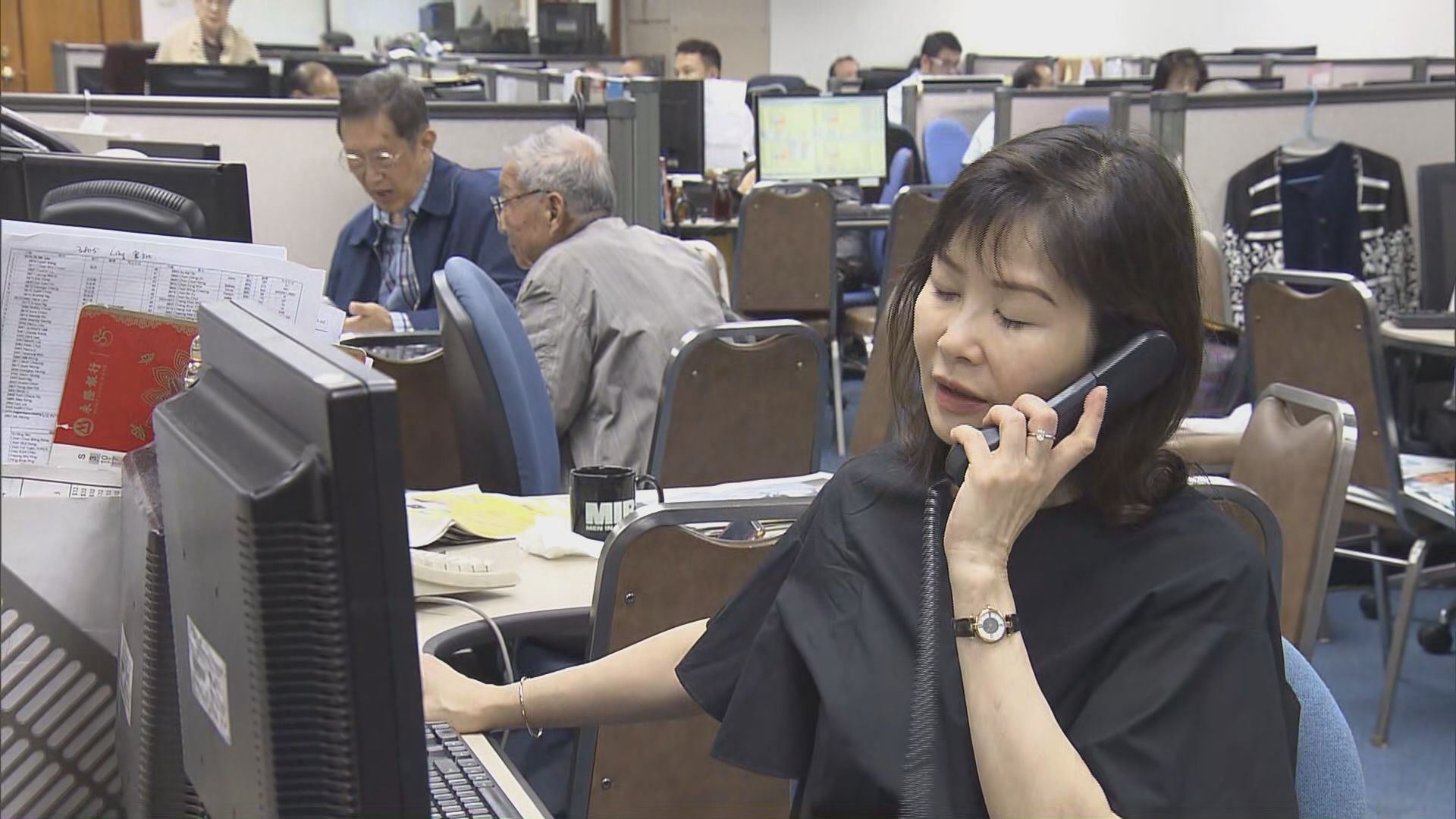 【全球冧市】港股穿25000！散戶淡定：跌都唔會突然沽貨...