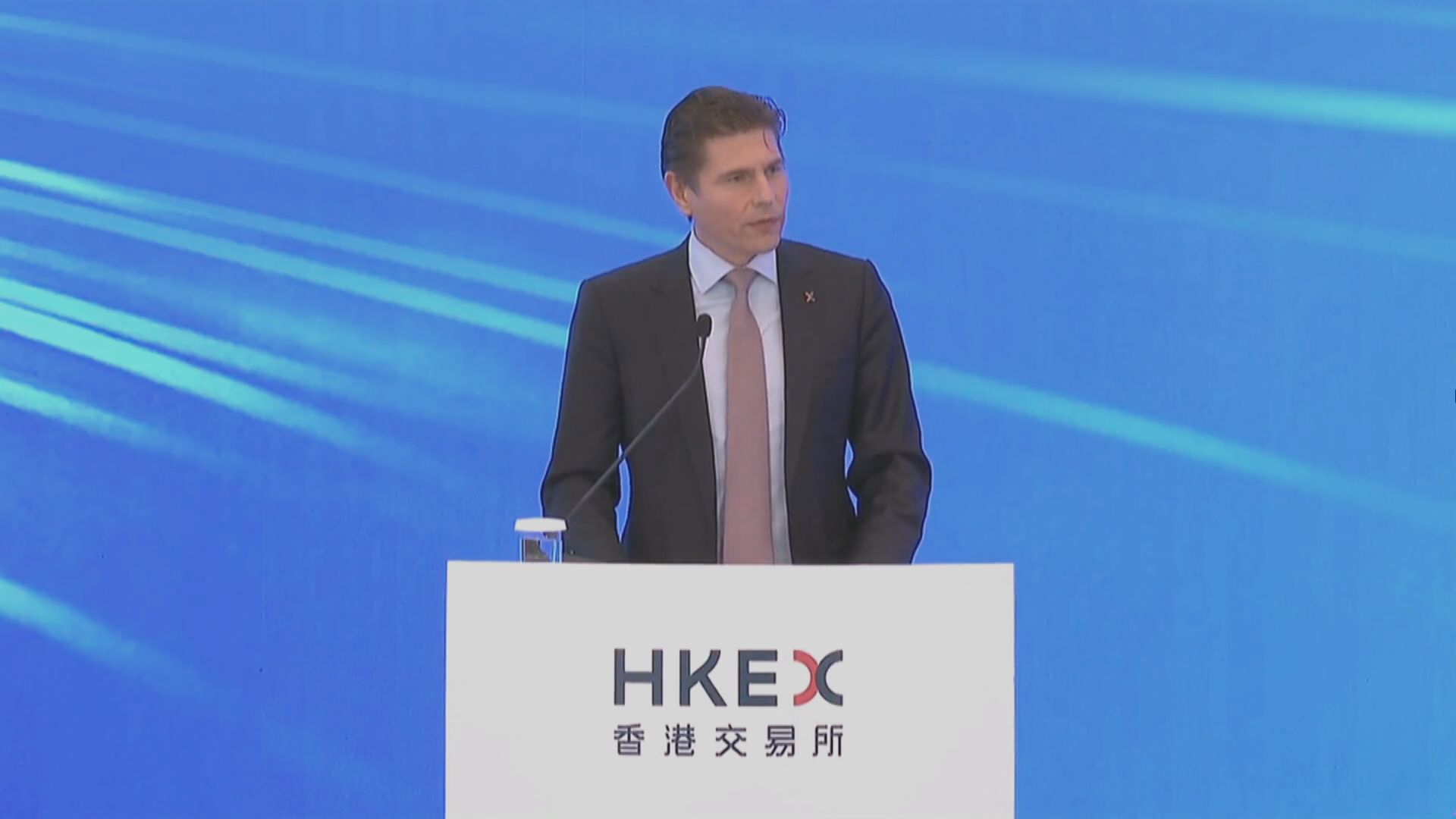 港交所CEO歐冠昇:中國金融開放港扮演重要角色