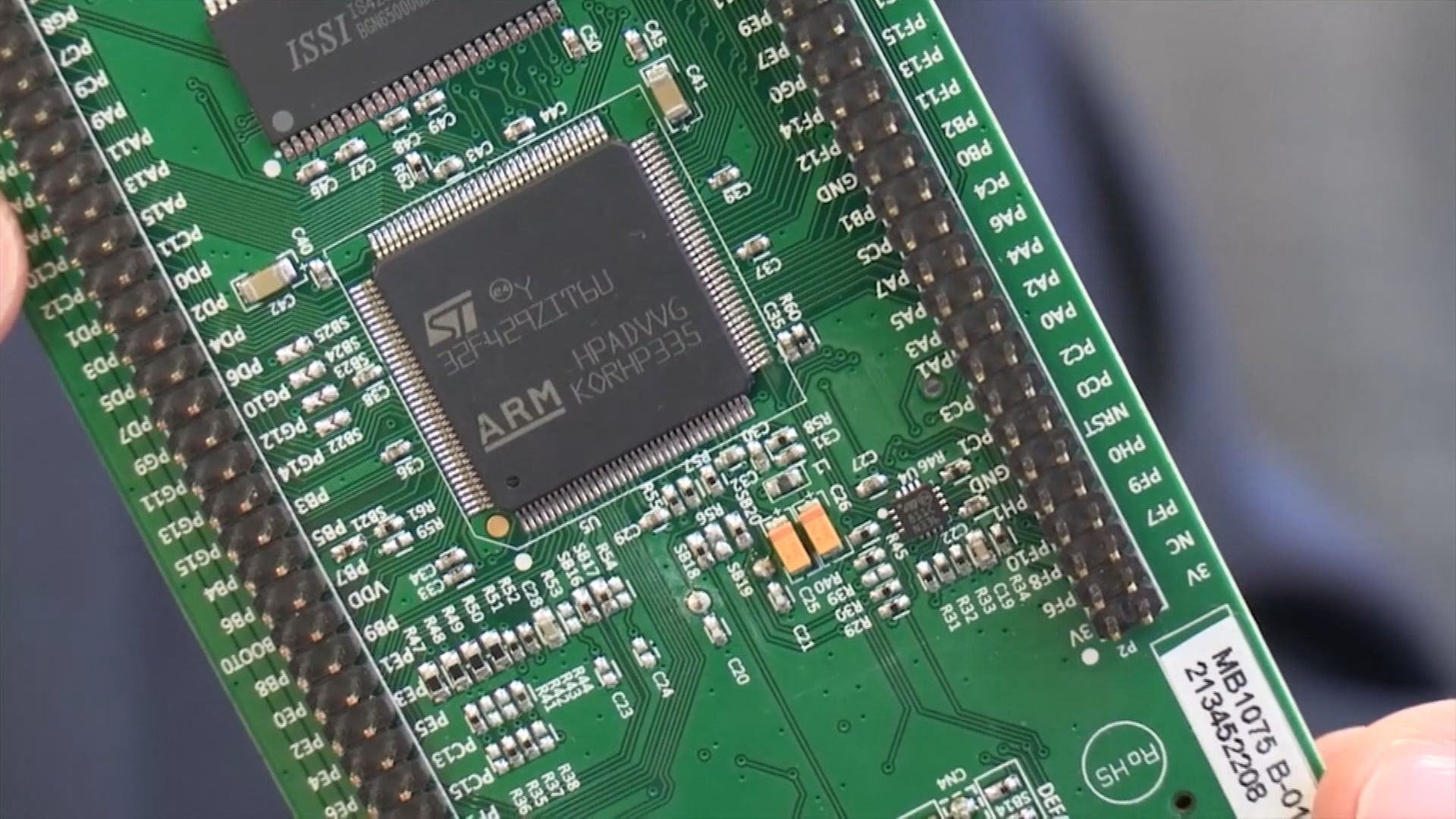 【遠高過收購價】彭博:軟銀擬拆ARM上市  估值最少4680億