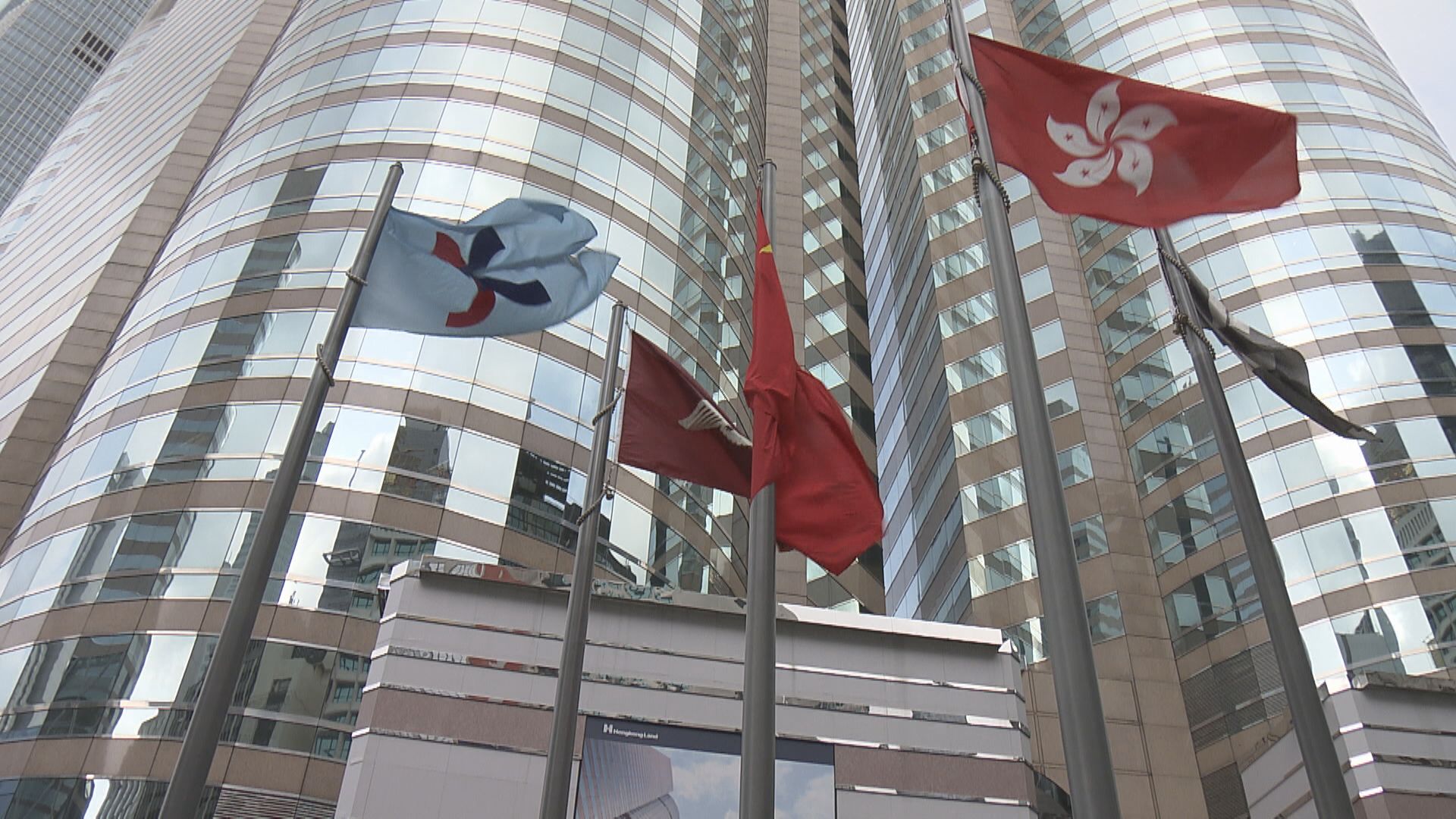 彭博:龍湖旗下物管公司擬港IPO