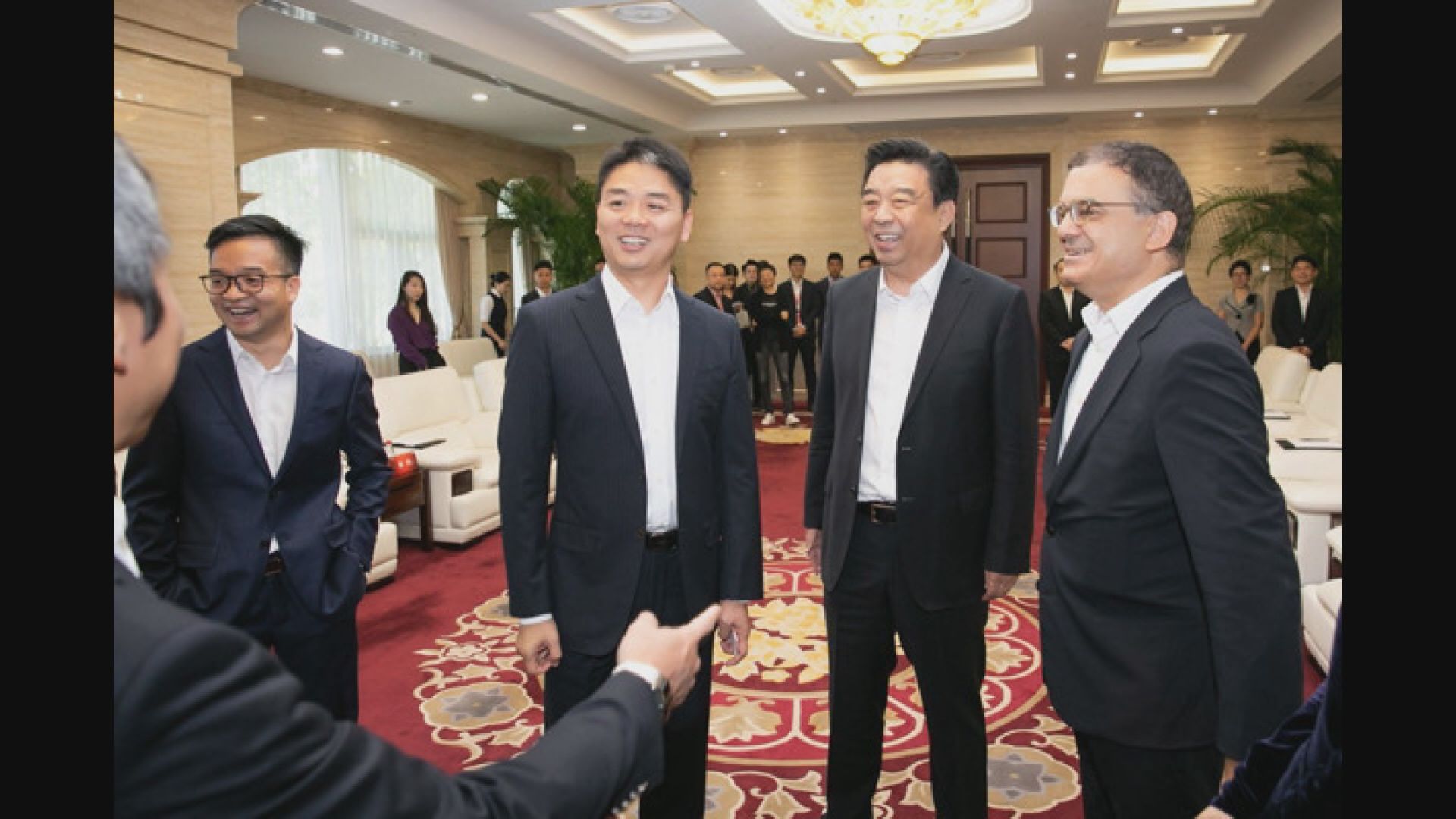 【獲釋後首露面】劉強東未受性侵傳聞影響