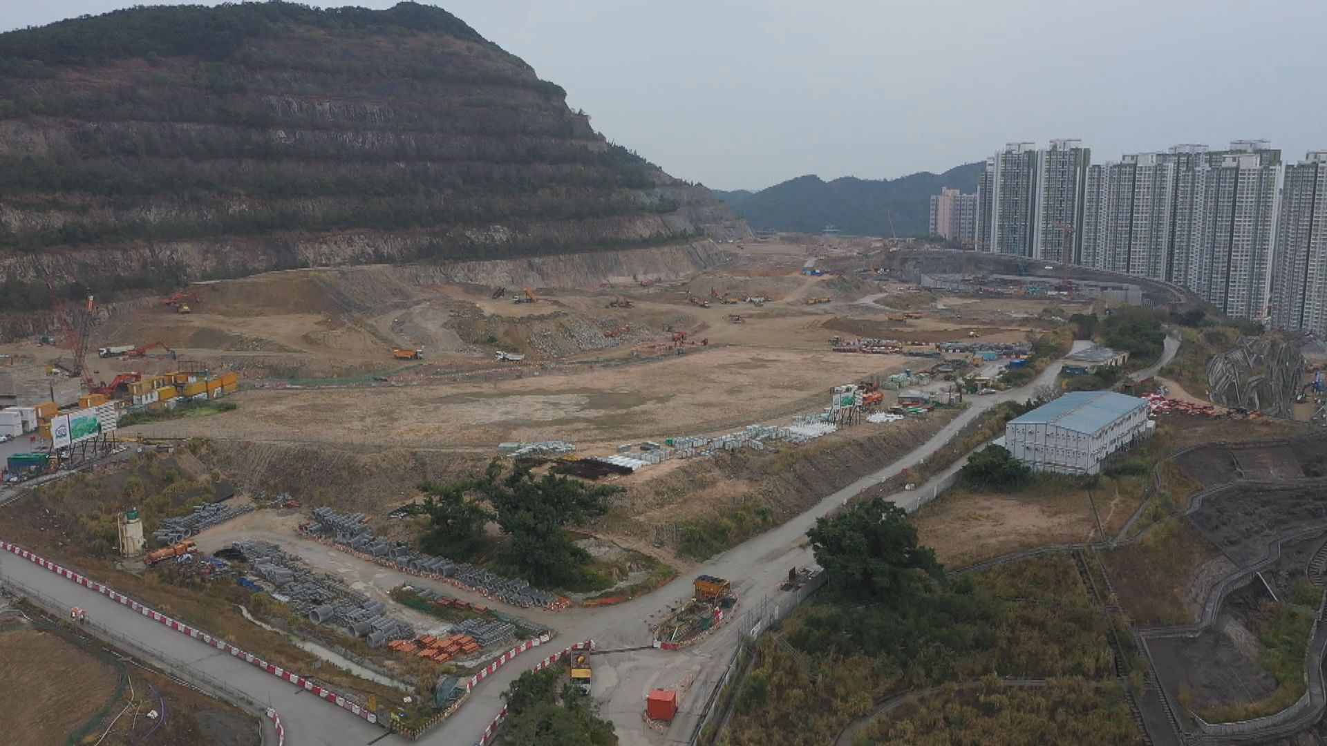 恒地、信置等入標安達臣道首置地