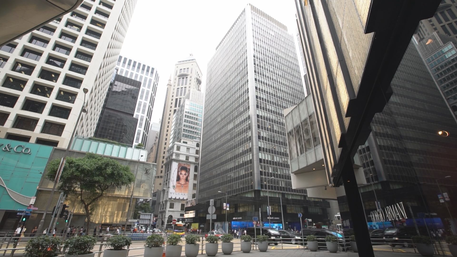 路透：外資擬將財資管理業務撤離香港