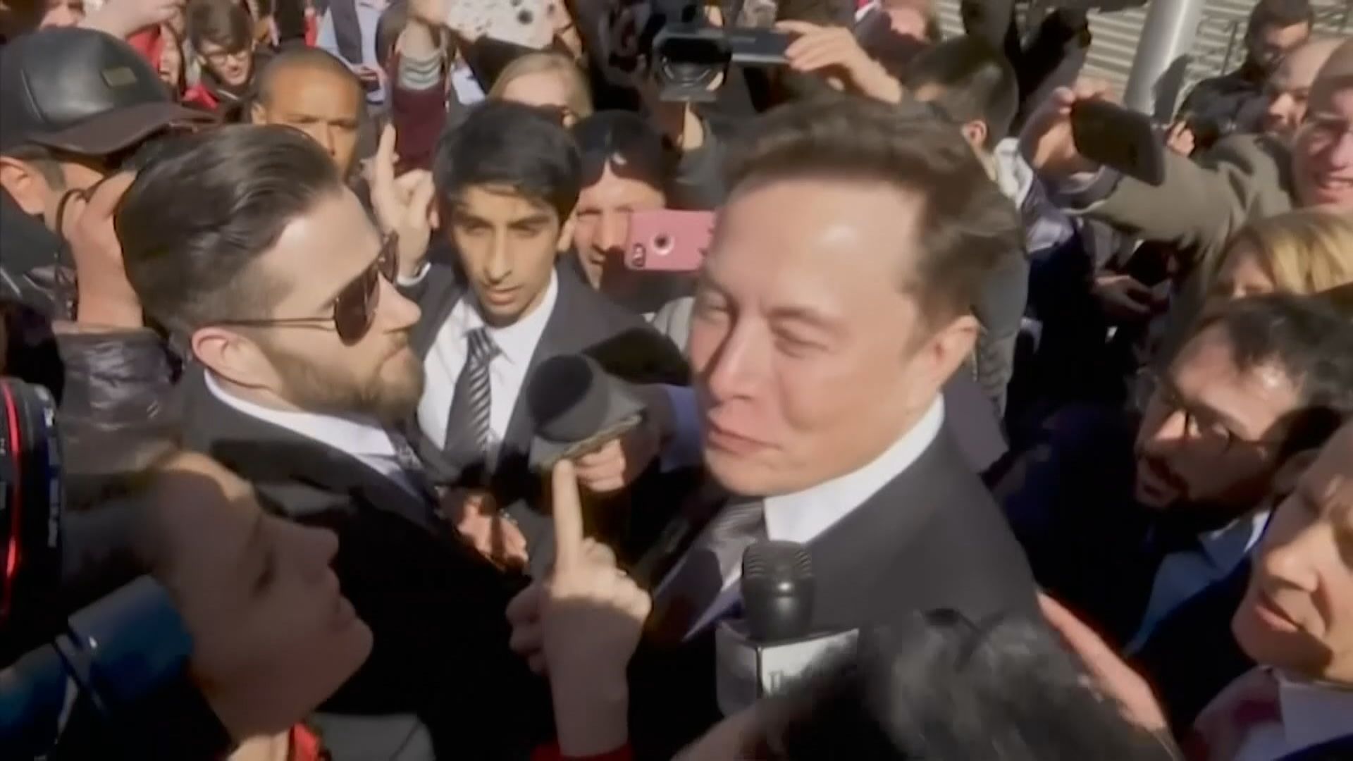 【訴諸法律】Twitter投資者告馬斯克操縱股價