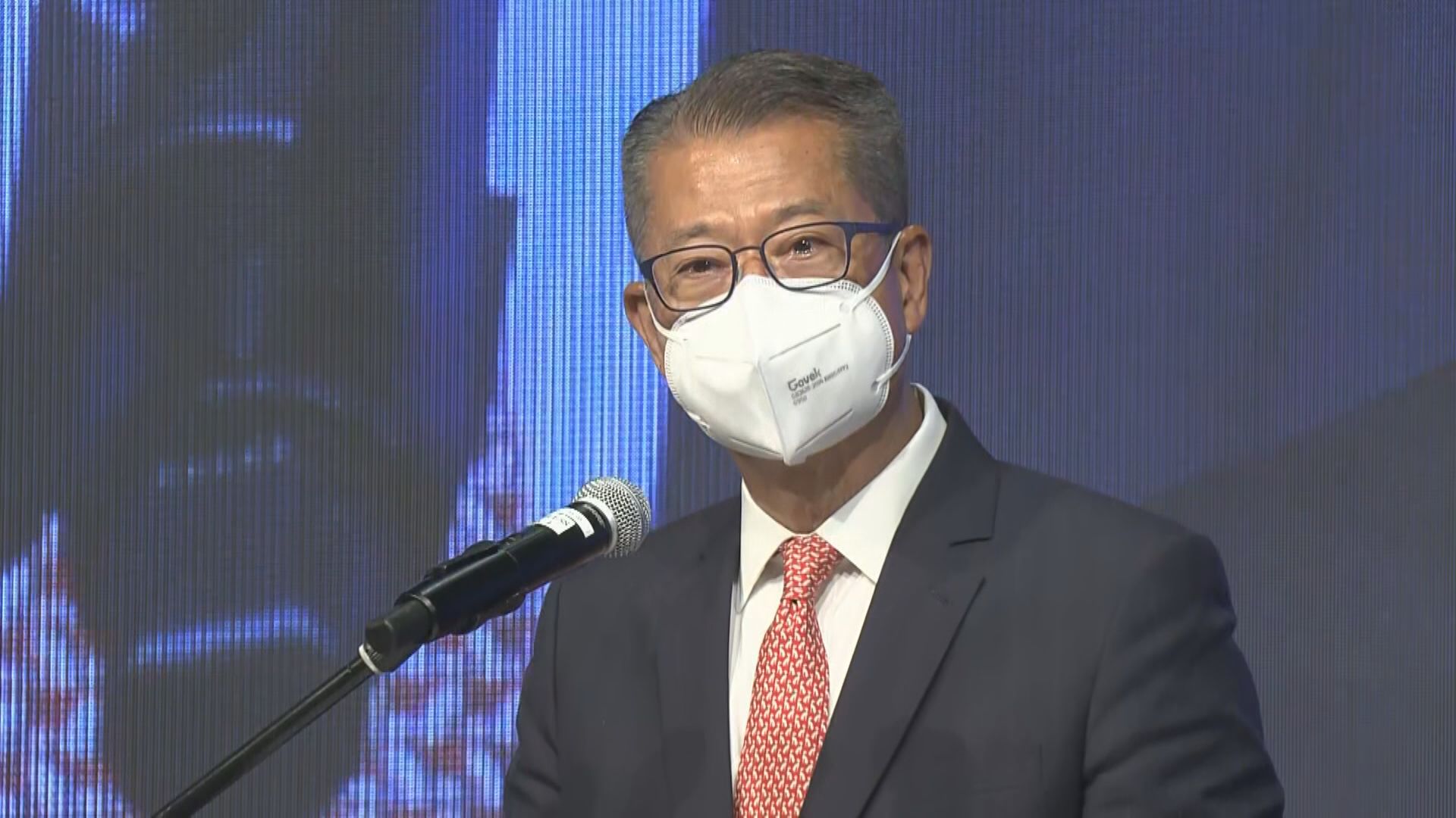 【環球經濟寒風】陳茂波:港經濟短期難有好表現