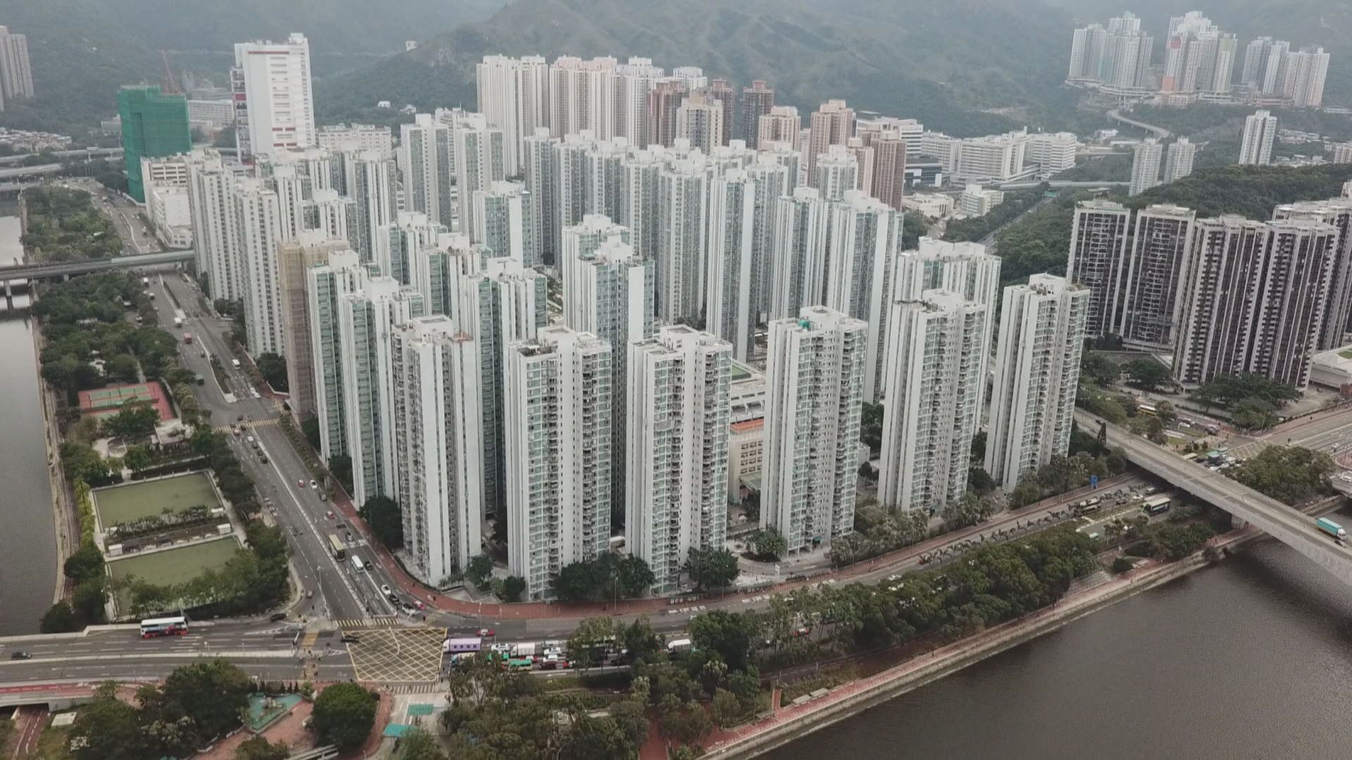 【樓價連跌五周】中原：未來三年或跌最少25%