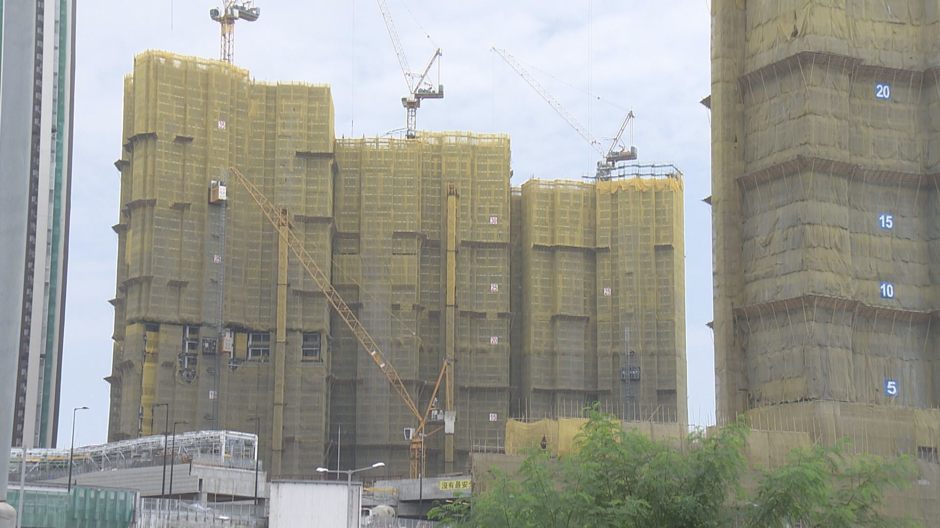 日出康城第8期首批折實均價逾1.5萬元一呎