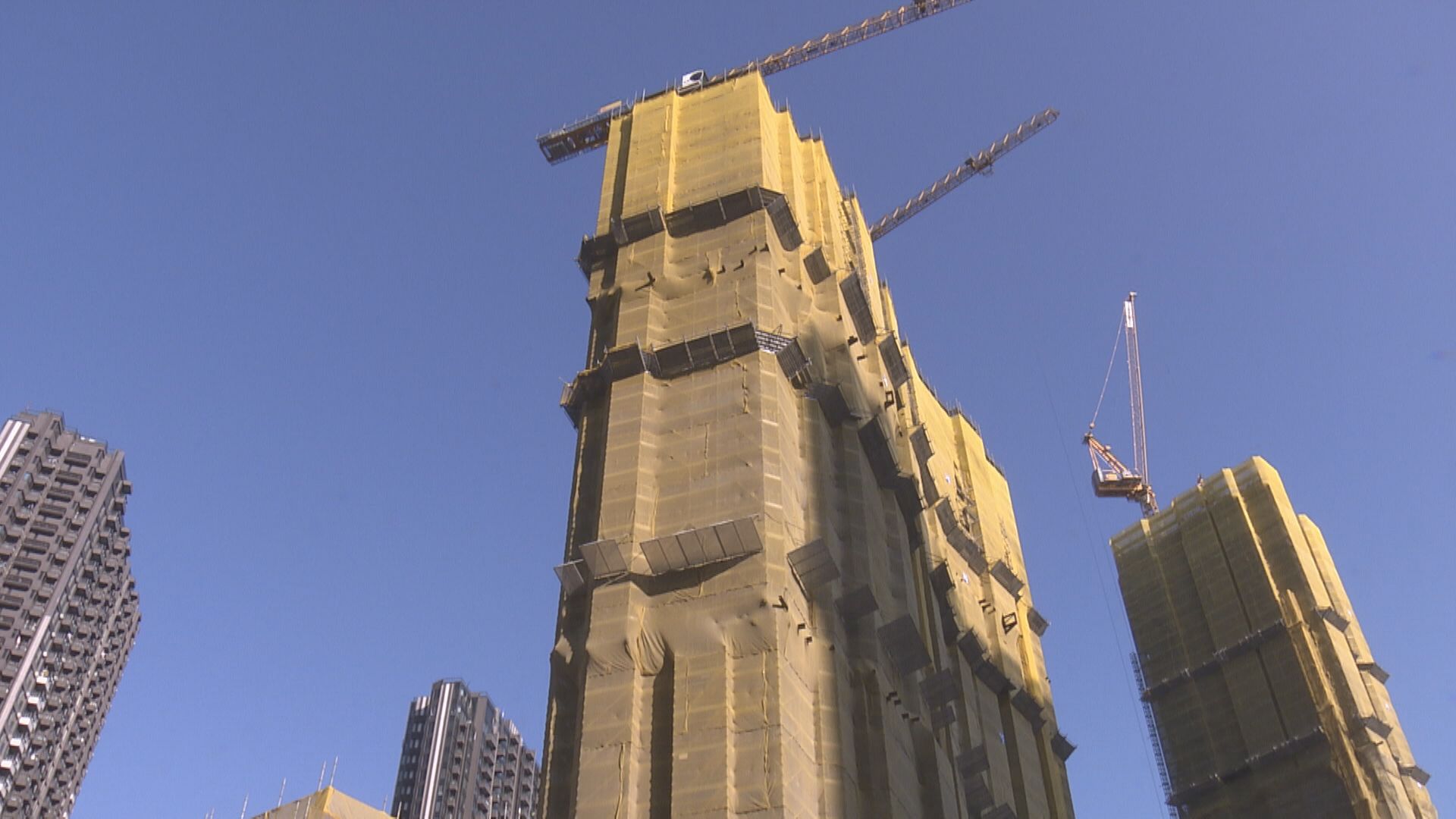 未來三至四年私樓潛在供應9.4萬伙  施工量按季大減八成三