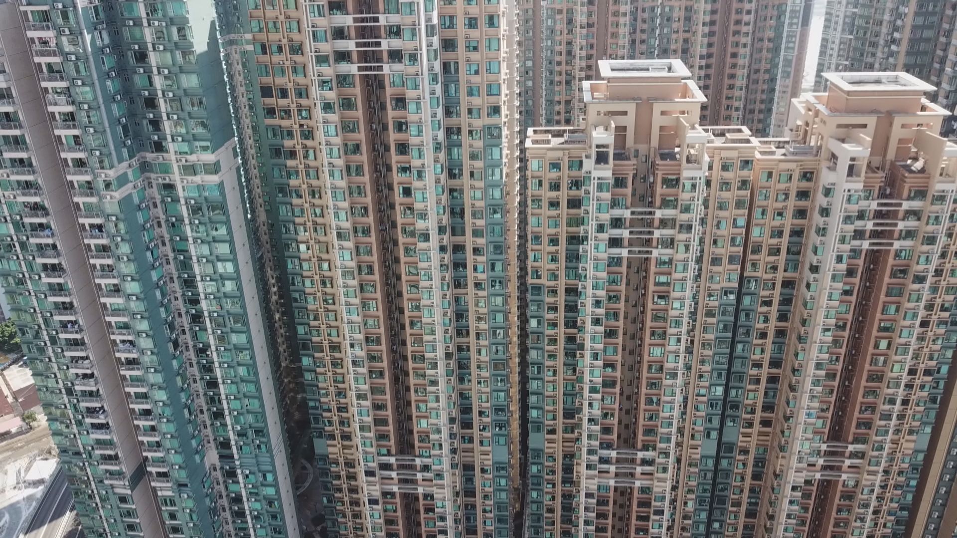 【易跌難升】湯文亮：全年樓價最少跌5% 納米樓或跌逾20%