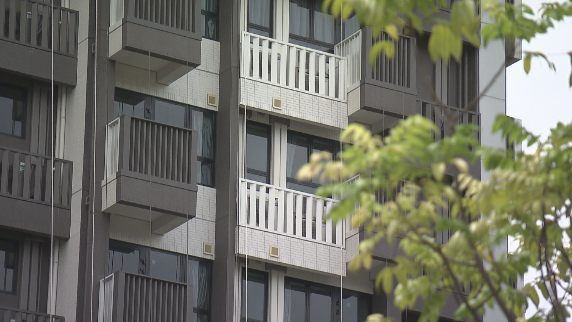 叫價進取+盤源減！二手買家放慢入市步伐