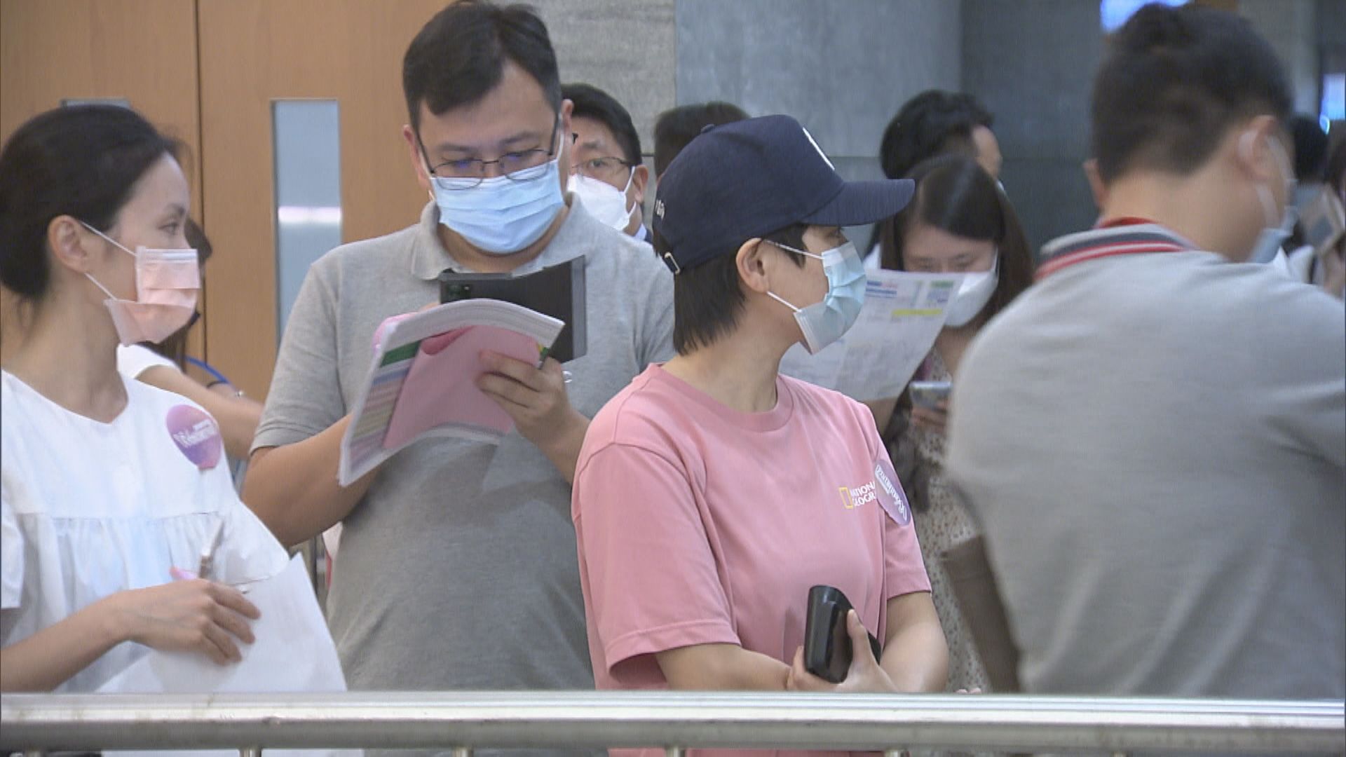 周末樓市 一手成交逾320宗 帶旺二手