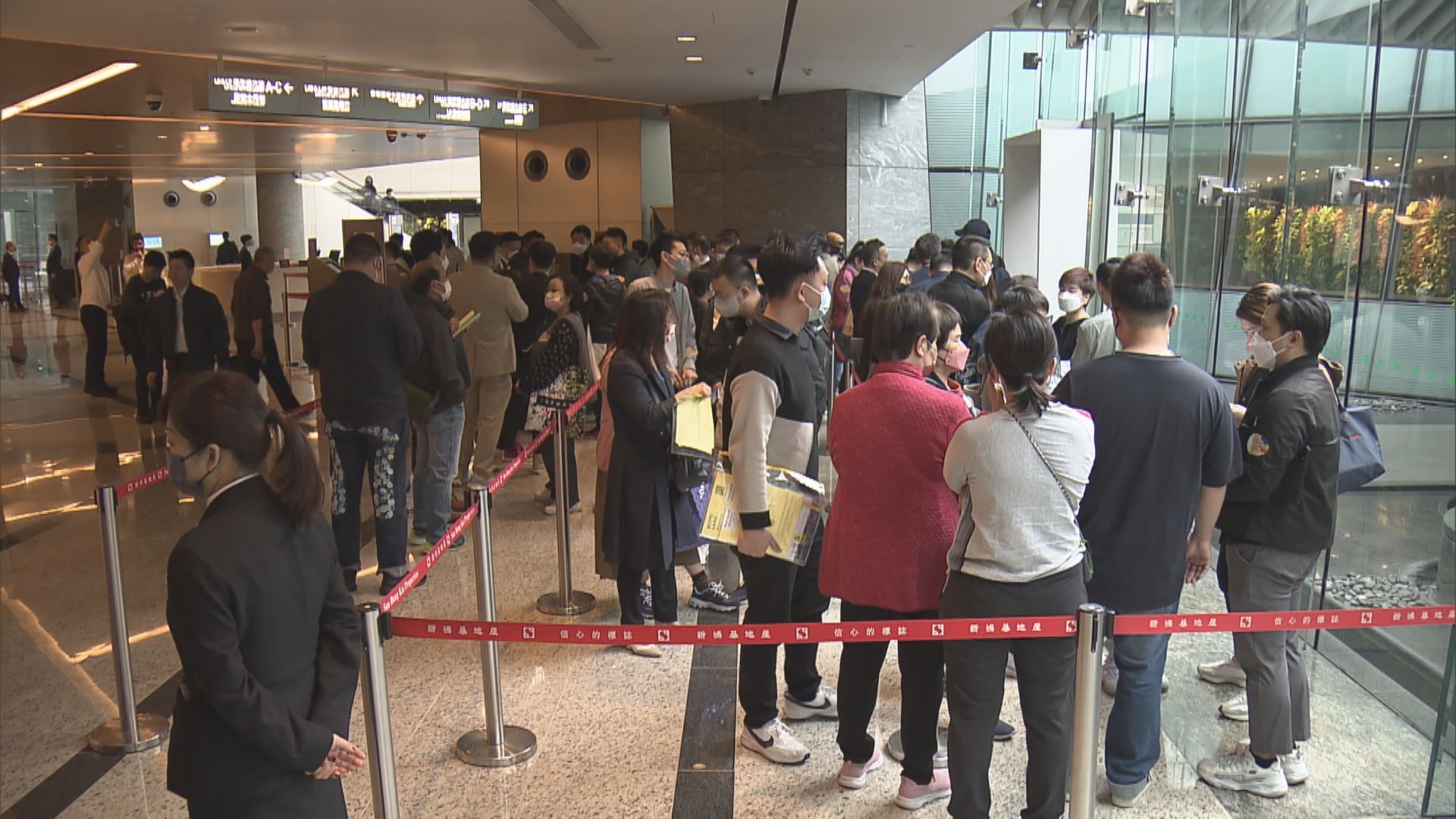 【周末樓市】一手開逾400張單  業主反價封盤二手成交縮