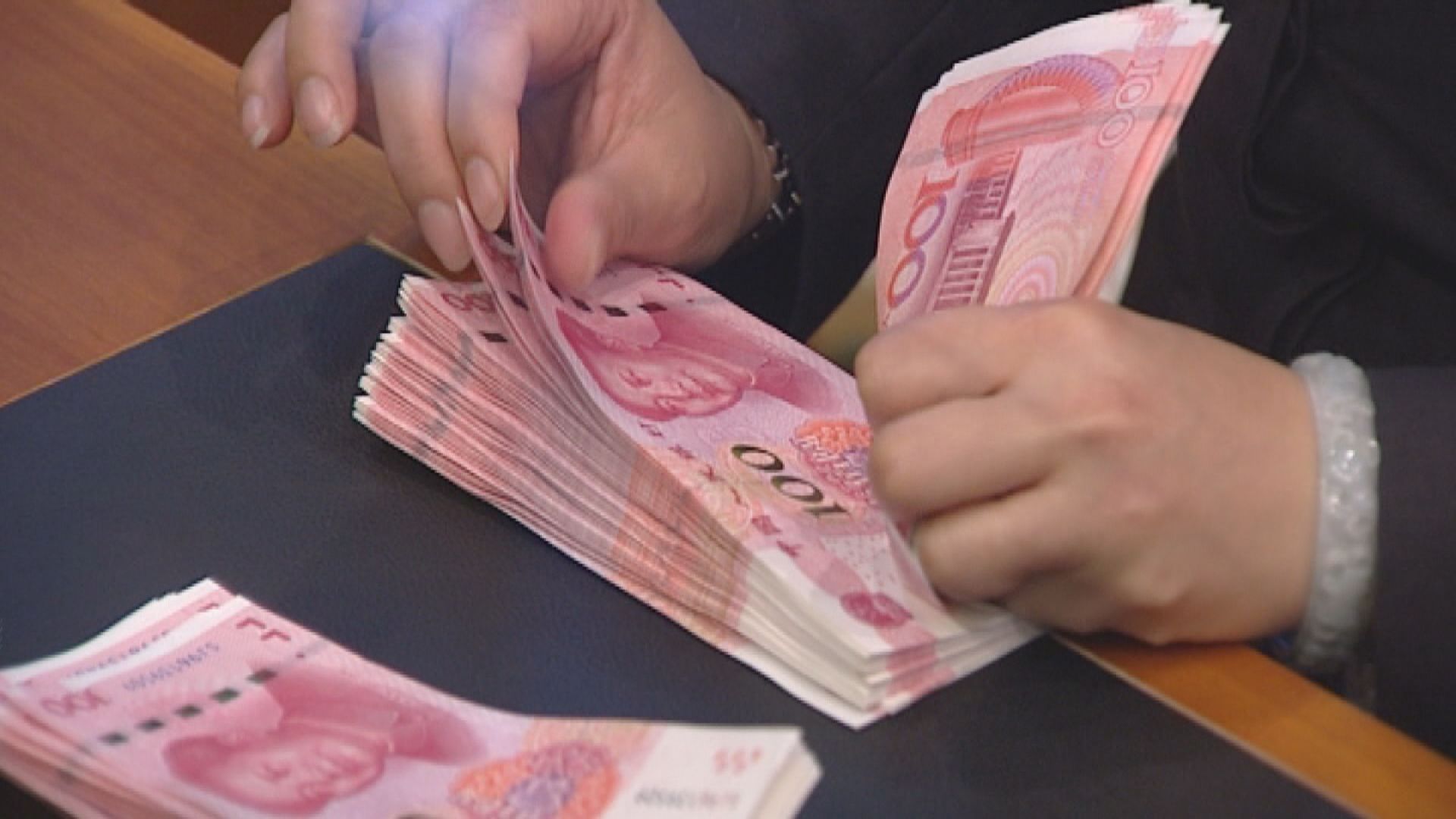 【穩人仔匯價】路透:國有大行通過掉期吸納美元 