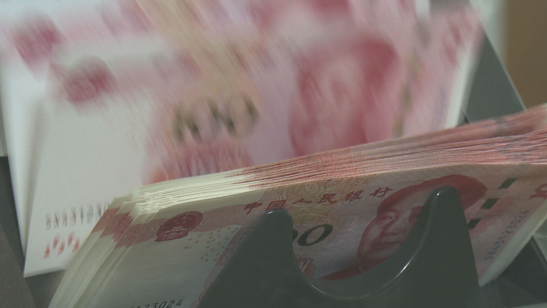 【美元衝高】離岸人仔跌至6.73  年半最弱