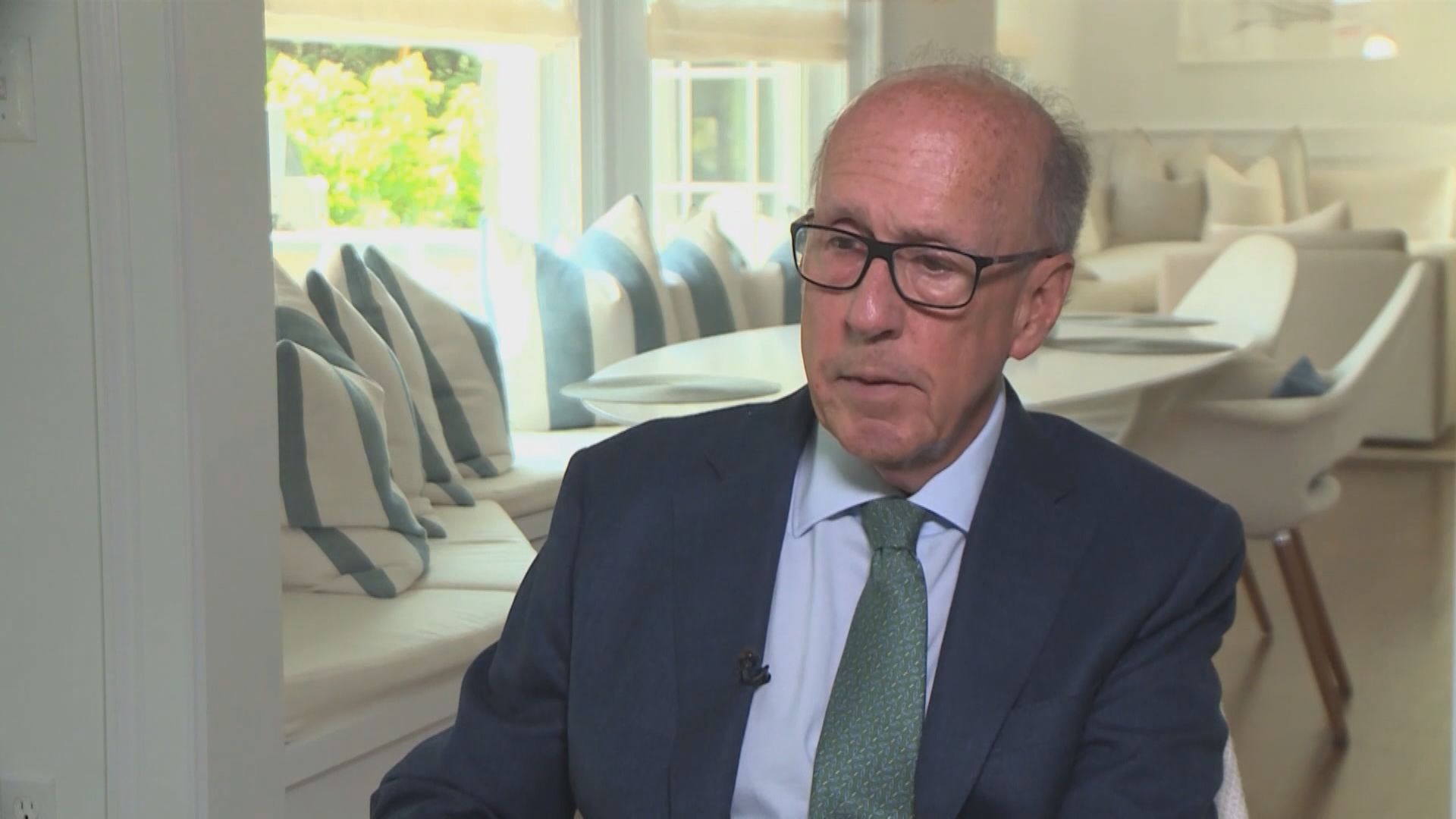 羅奇：美元對主要貨幣或跌35%