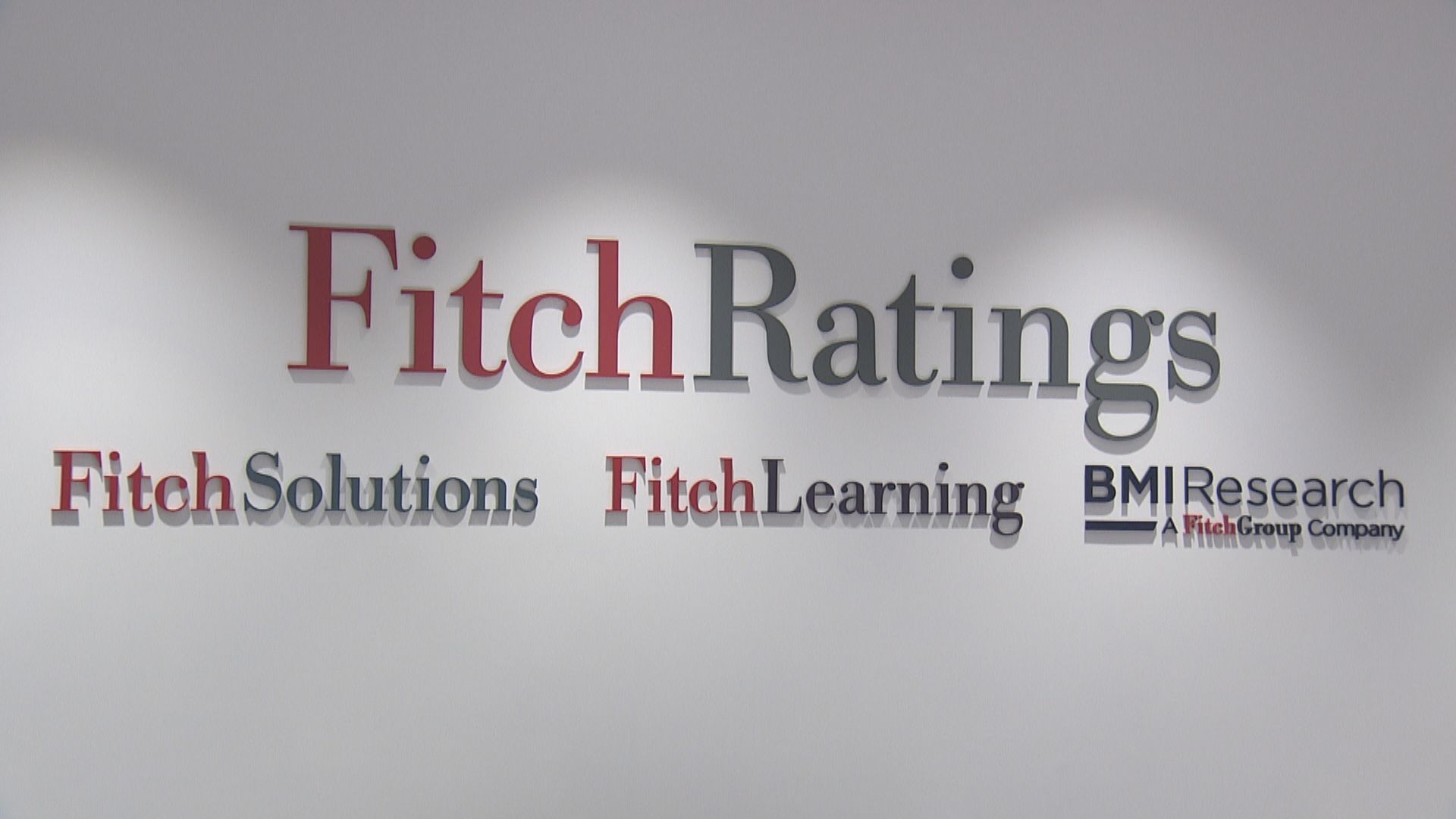 【入侵代價】安永、惠譽母企等外資撤出俄羅斯業務