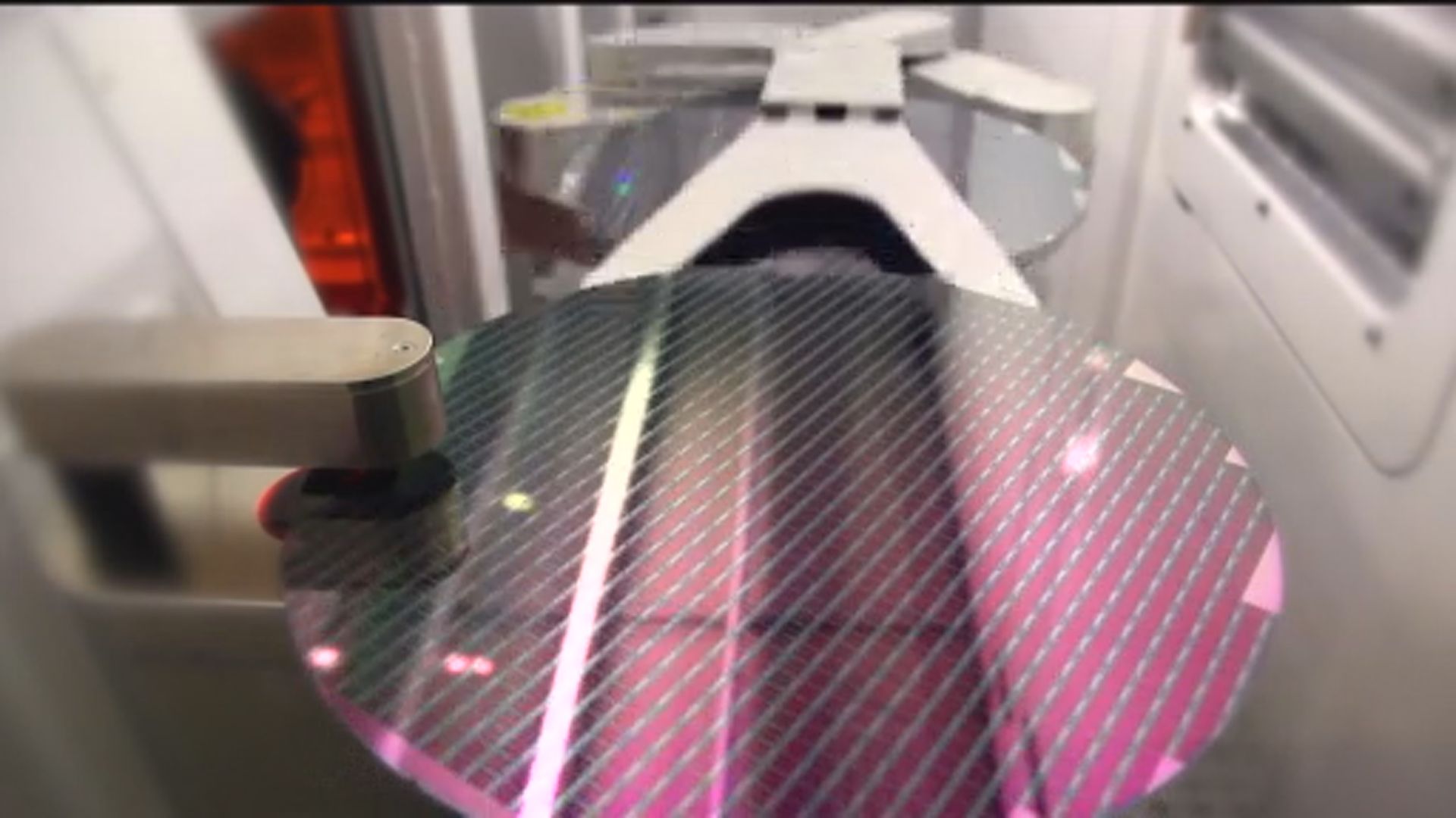 【華為新出路】華為或採購更多中芯國際晶片