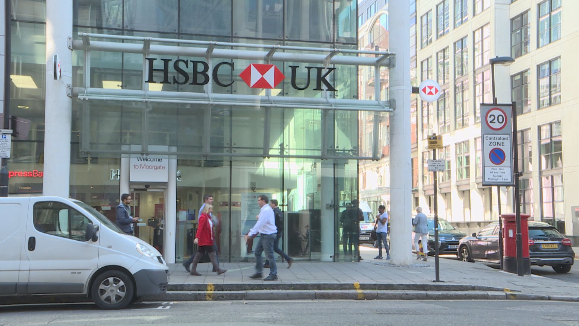 傳英監管機構要求滙控評估信貸風險架構