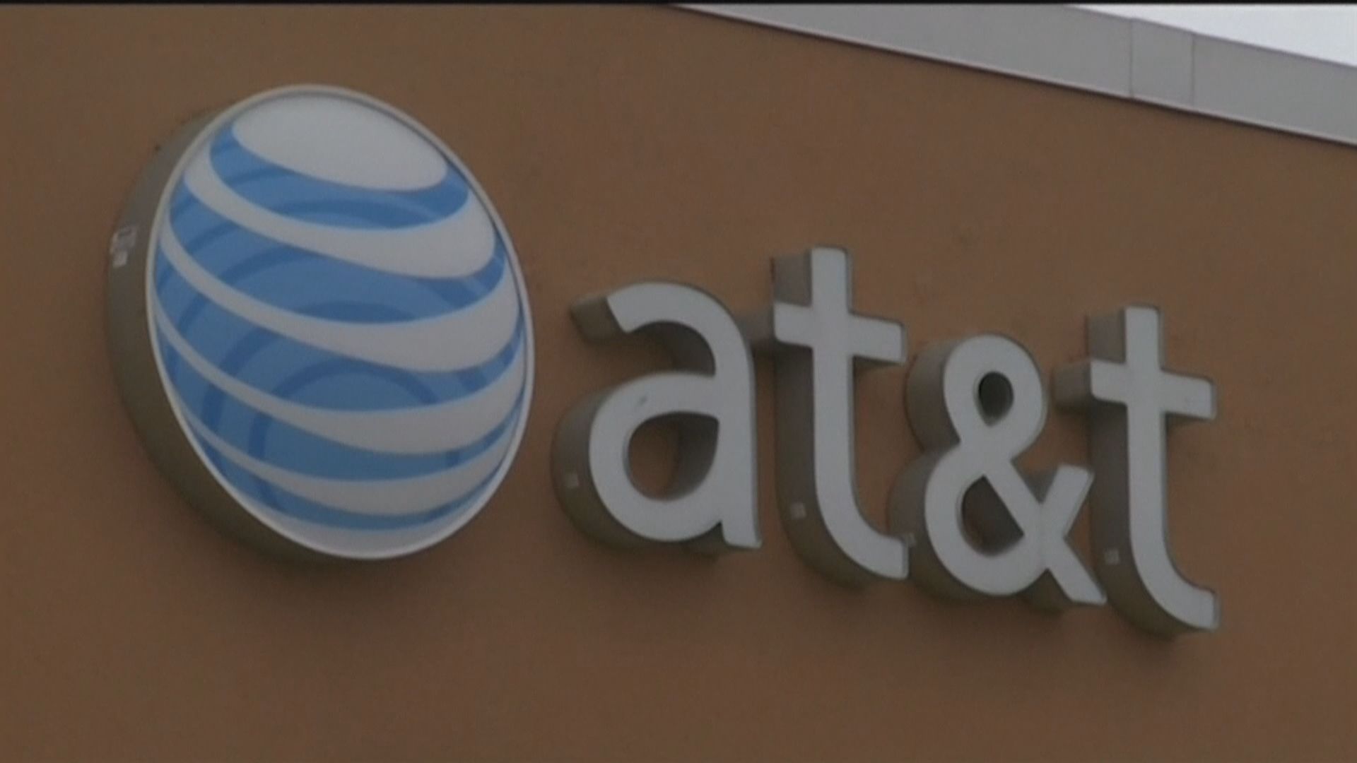 美電訊商願押後啟動機場附近5G網絡