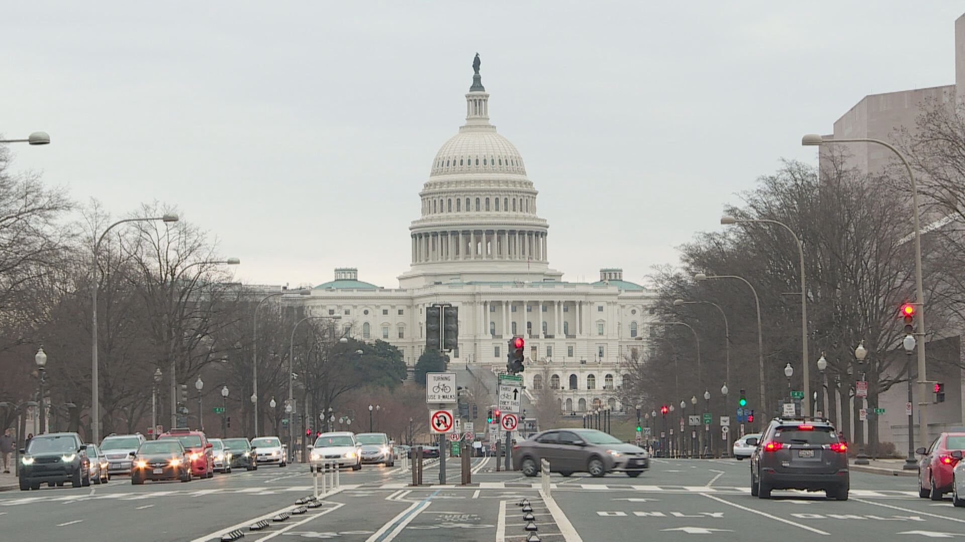 白宮和民主黨未達成協議 擬周二再會談