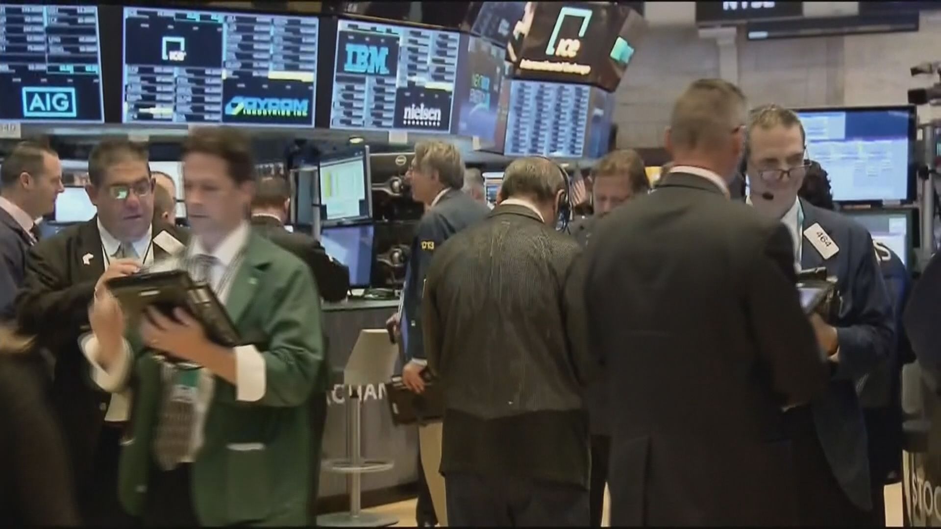 【驚再加息！】道指升逾300點變倒插351點　fb重挫7%