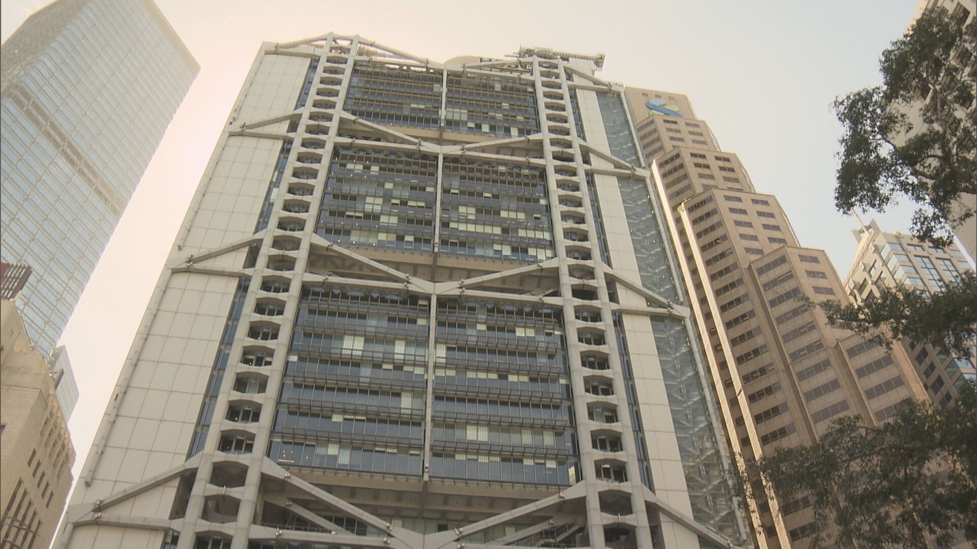 Ursus群組？滙豐總行1員工初步確診