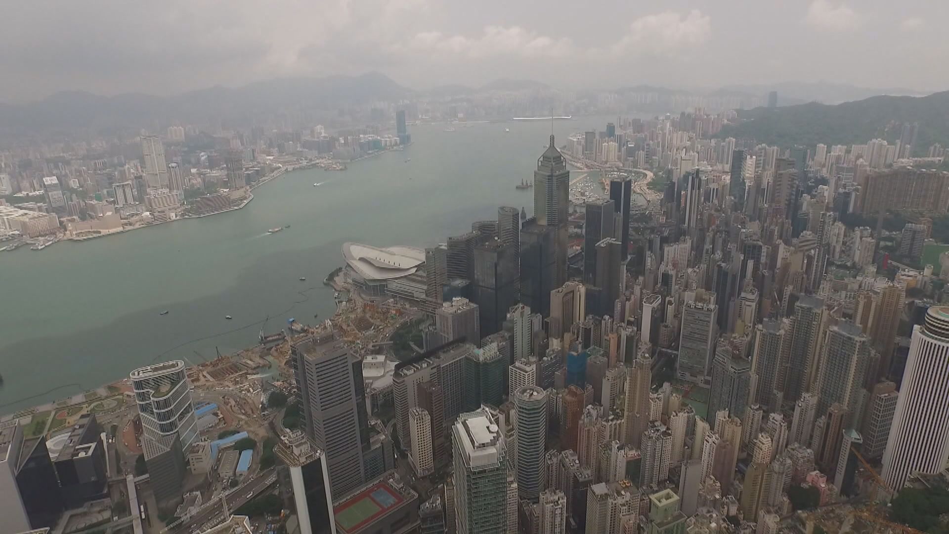 渣打：本港過半中型企業料復甦期需半年