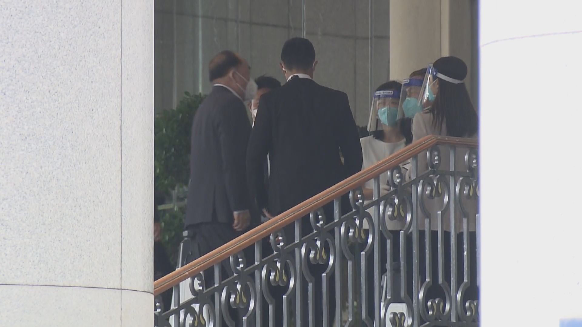 澳門行政長官賀一誠抵港將出席香港回歸活動