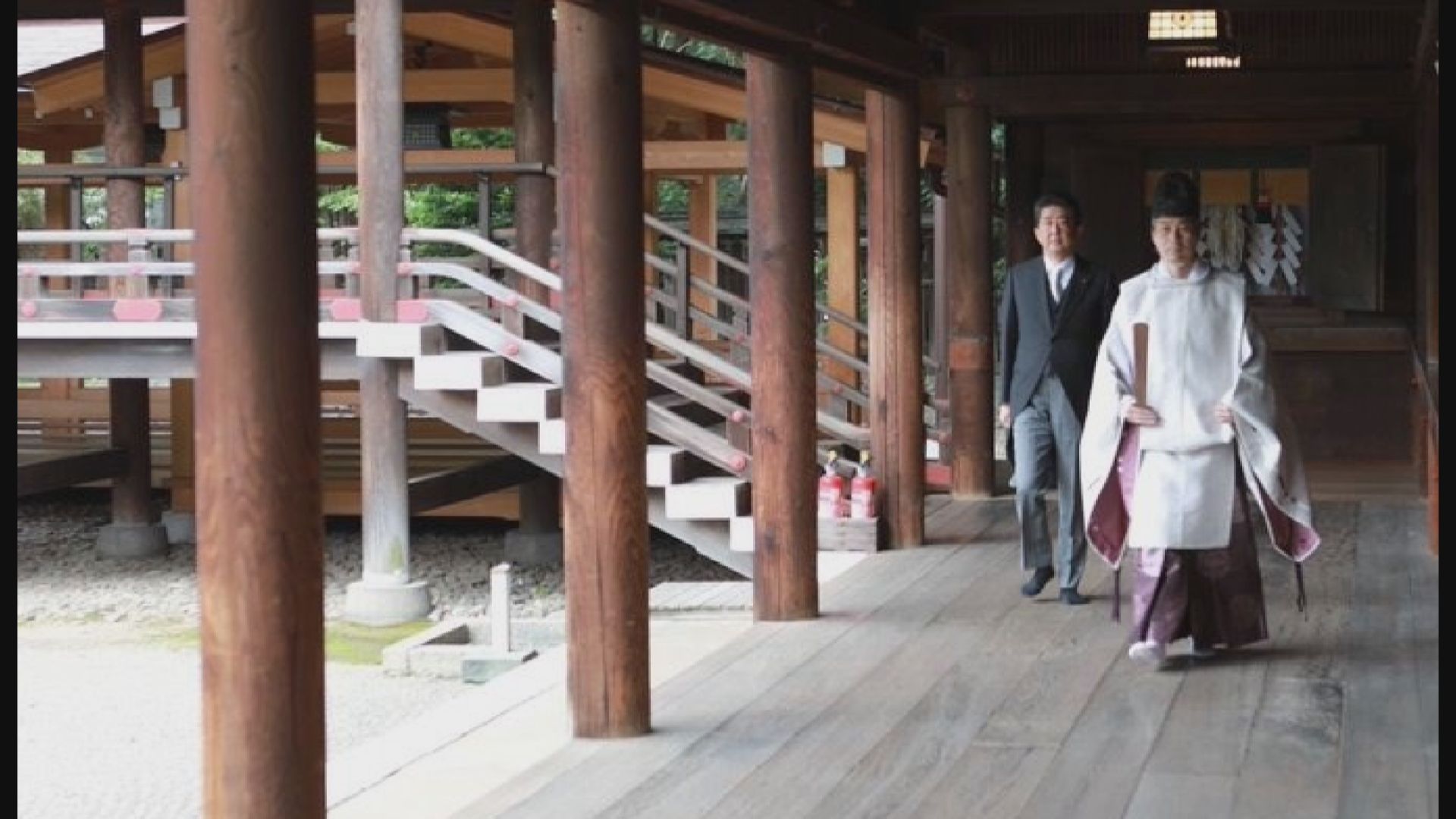 安倍晉三卸任日本首相後參拜靖國神社