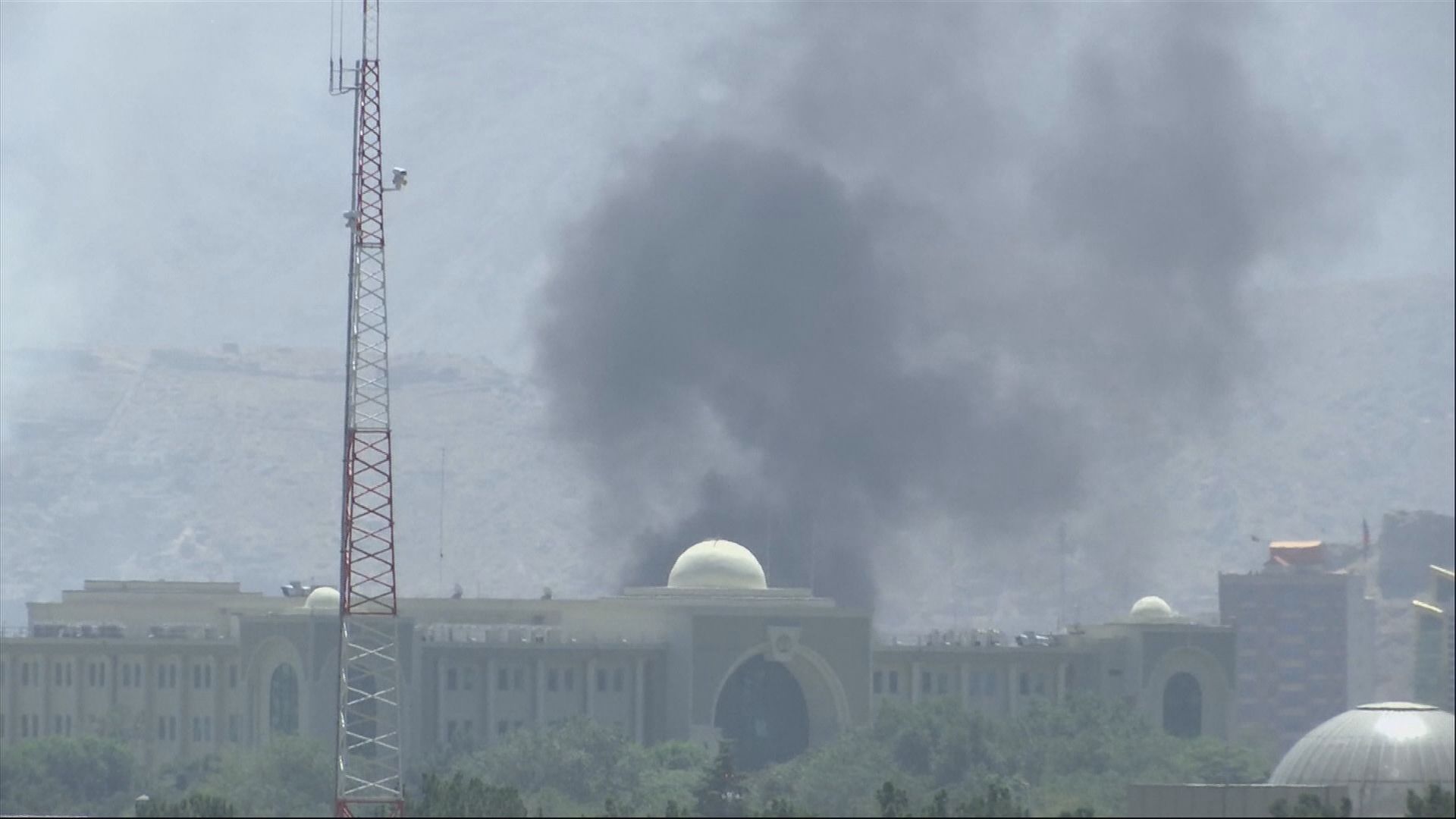 阿富汗總統府附近遭火箭炮攻擊