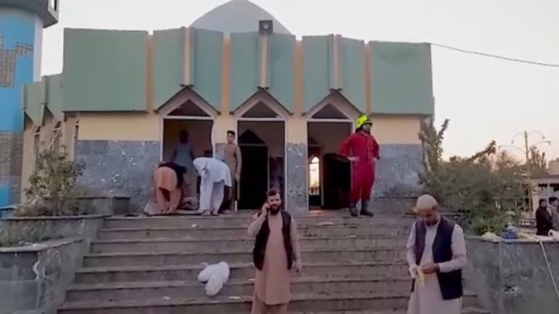 阿富汗城市賈拉拉巴德附近有清真寺爆炸　最少15傷