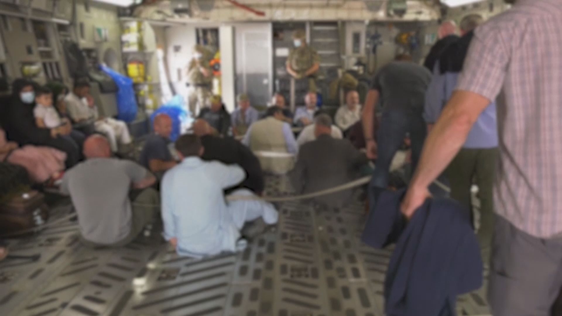 美承認仍有逾百美國公民滯留阿富汗